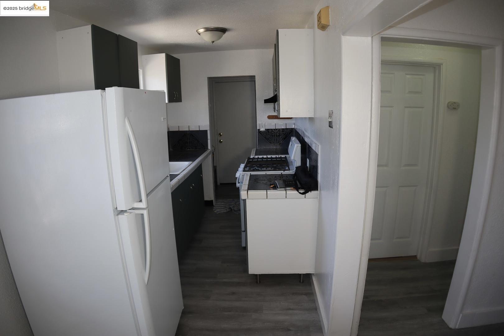 Detail Gallery Image 13 of 22 For 6921 Flora St, Oakland,  CA 94621 - – Beds | – Baths
