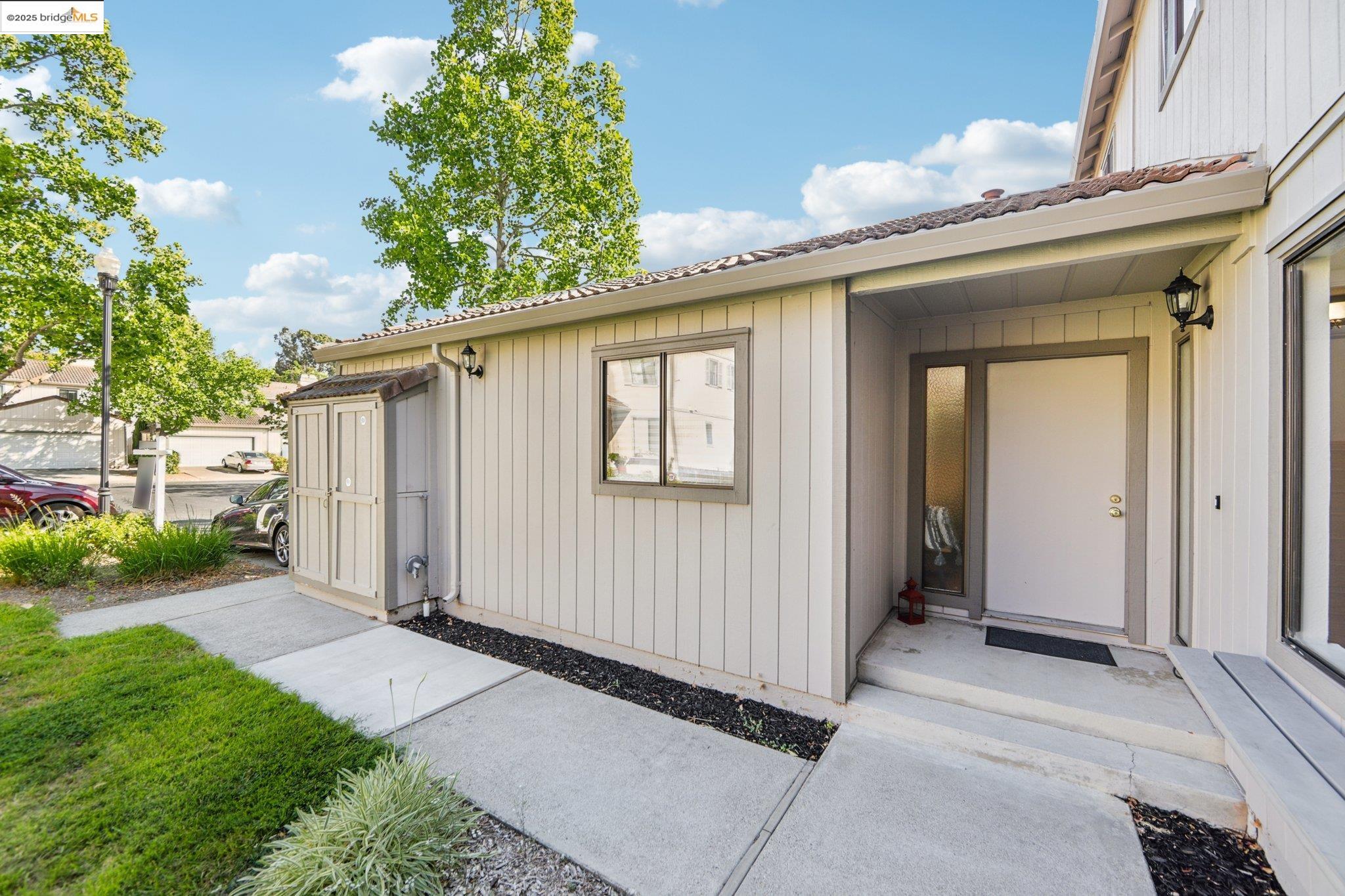 Photo #2: 41100784 Listing 
