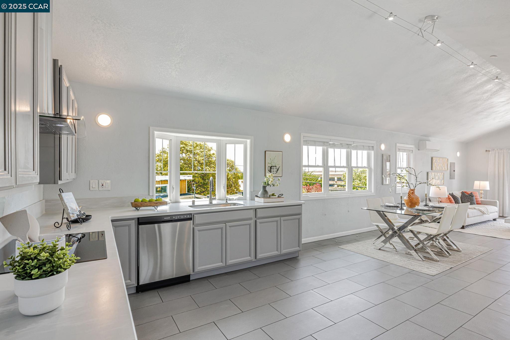 Detail Gallery Image 28 of 51 For 6607 Cutting Blvd, El Cerrito,  CA 94530 - – Beds | – Baths