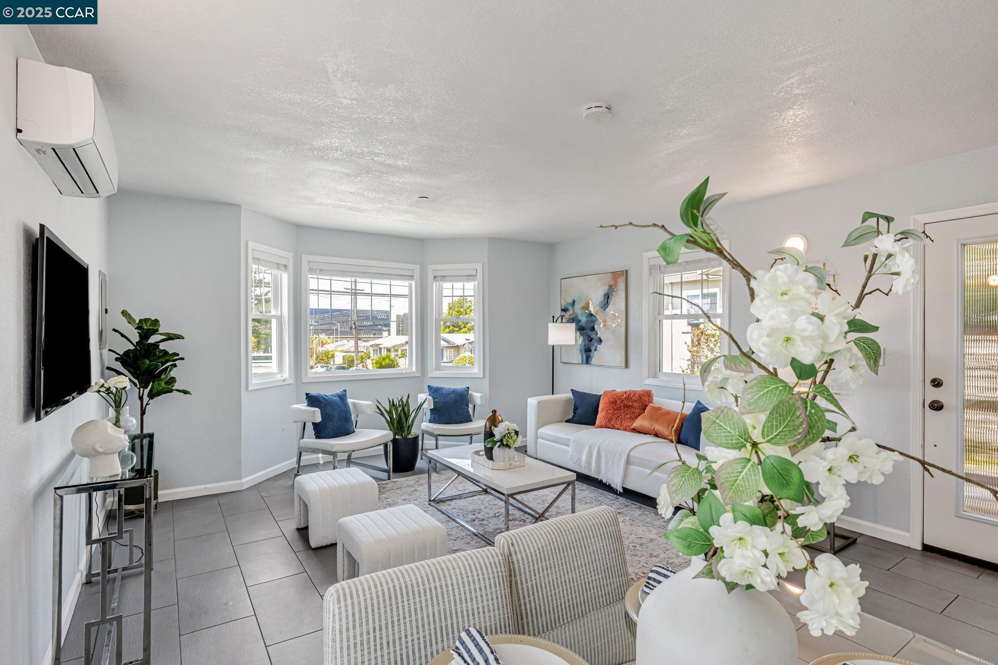 Detail Gallery Image 5 of 51 For 6607 Cutting Blvd, El Cerrito,  CA 94530 - – Beds | – Baths