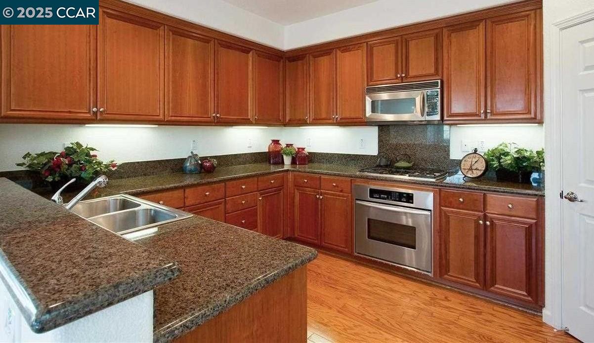 812 Joree Lane, San Ramon, California 94582, 4 Bedrooms Bedrooms, 7 Rooms Rooms,3 BathroomsBathrooms,Residential Lease,For Rent,812 Joree Lane,41100791