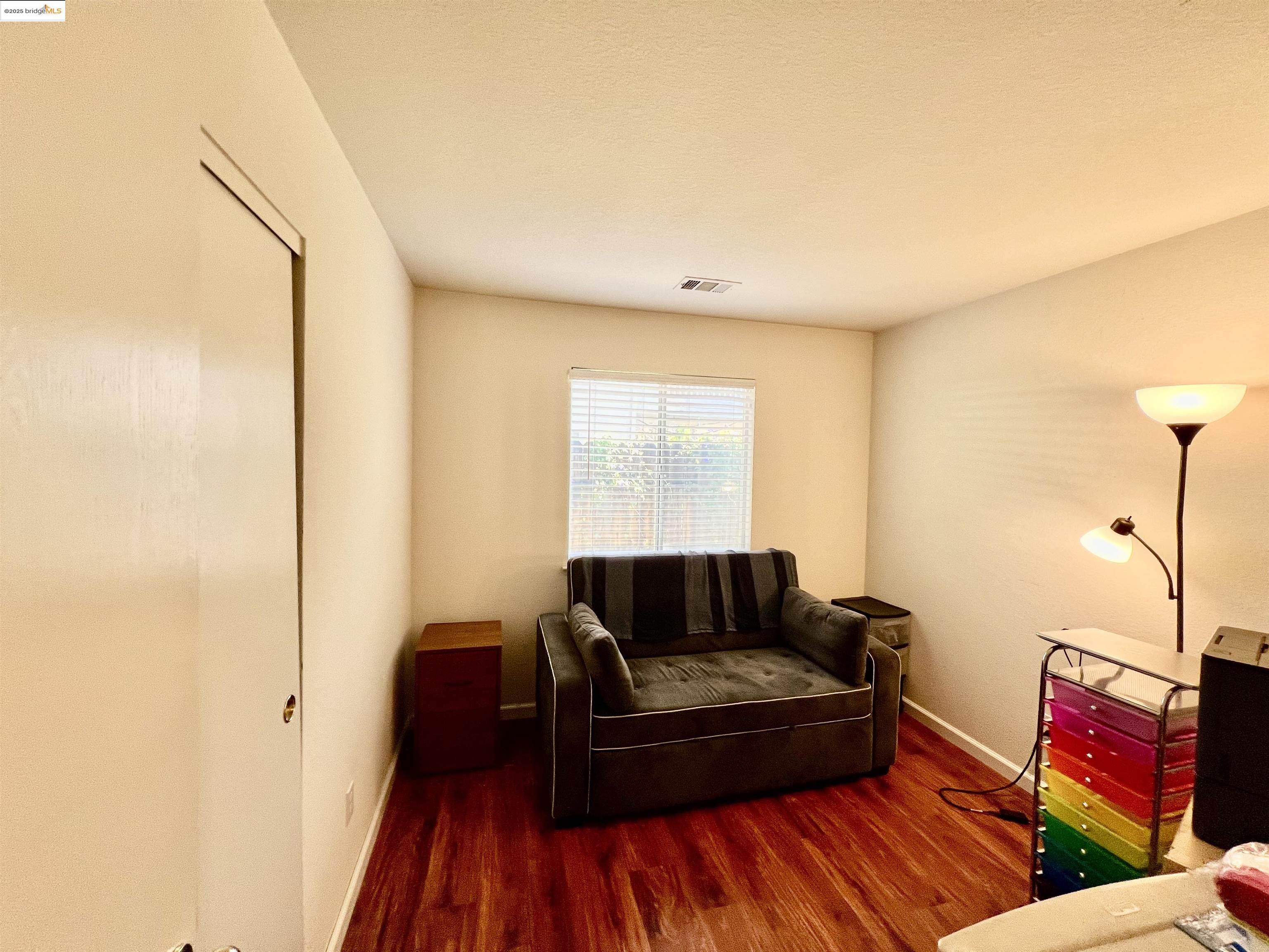 Detail Gallery Image 12 of 22 For 1908 Gordon Verner Cir, Stockton,  CA 95206 - 3 Beds | 2 Baths