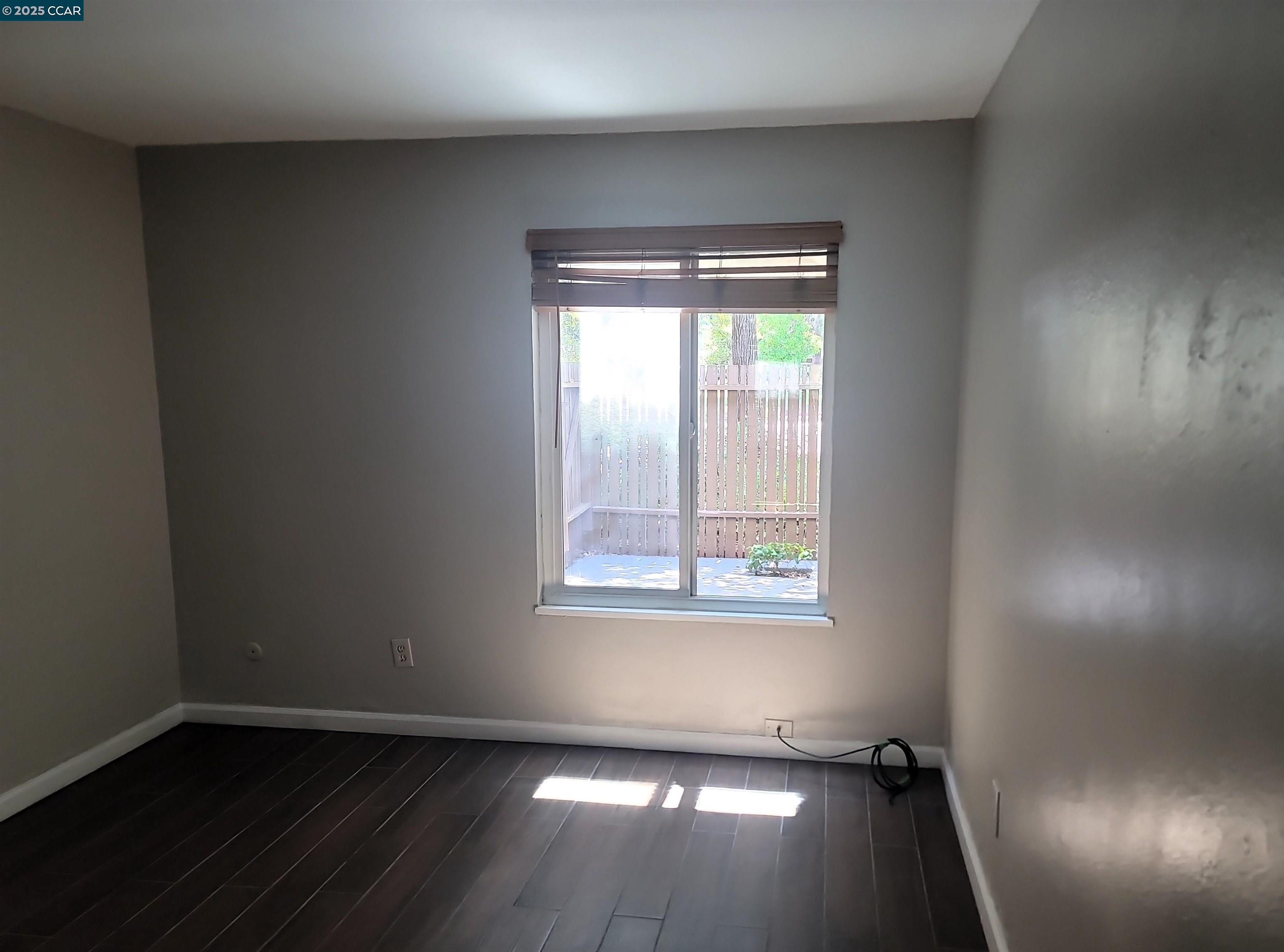 Photo #3: 41100800 Listing 