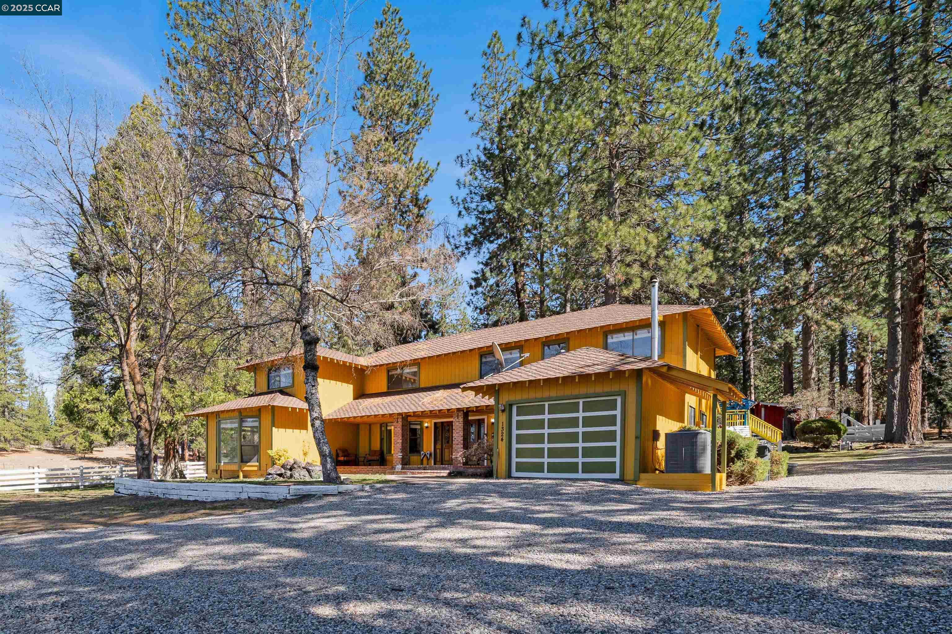 Detail Gallery Image 1 of 60 For 1324 Alves Dr, Weed,  CA 96094 - 4 Beds | 3 Baths