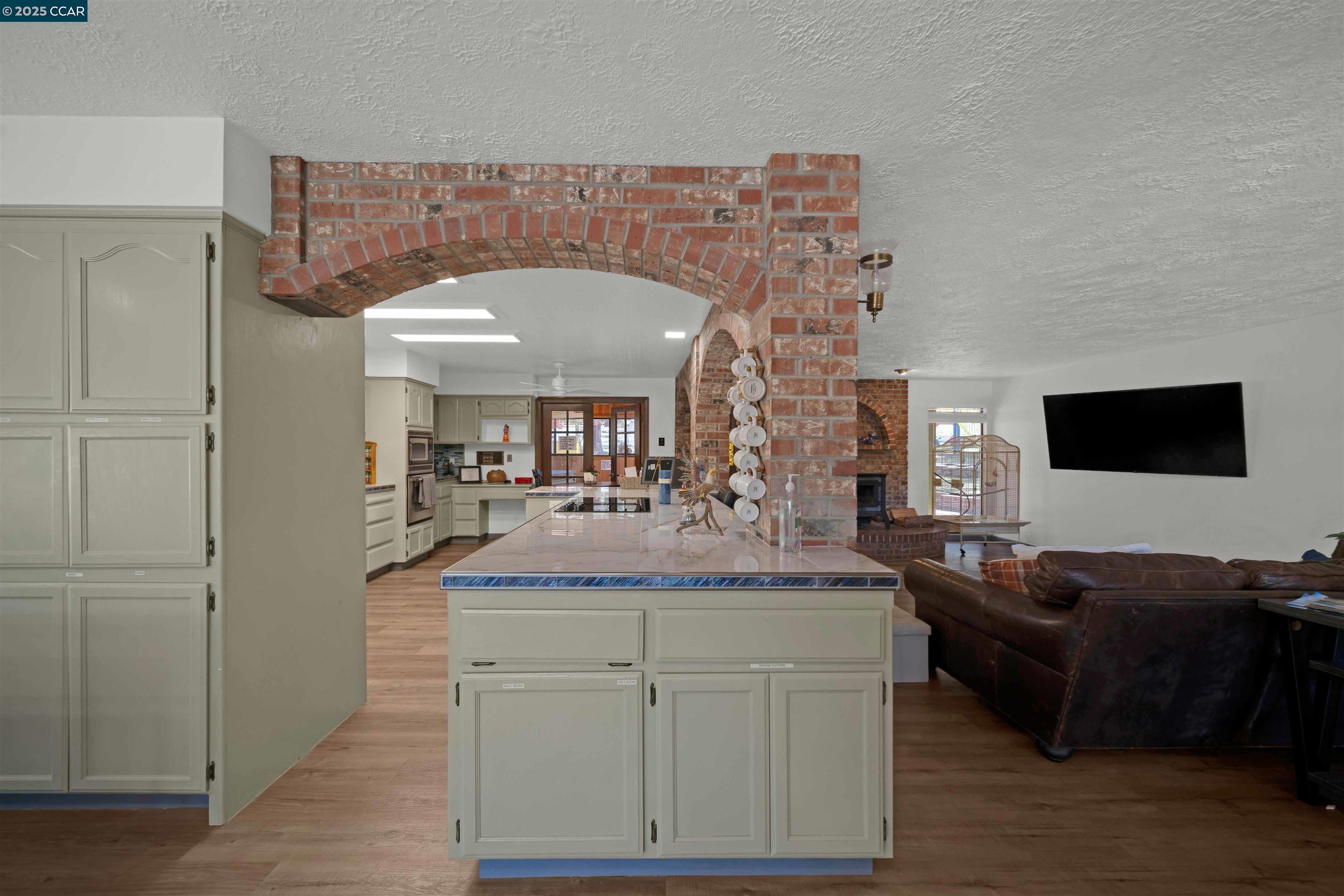 Detail Gallery Image 12 of 60 For 1324 Alves Dr, Weed,  CA 96094 - 4 Beds | 3 Baths