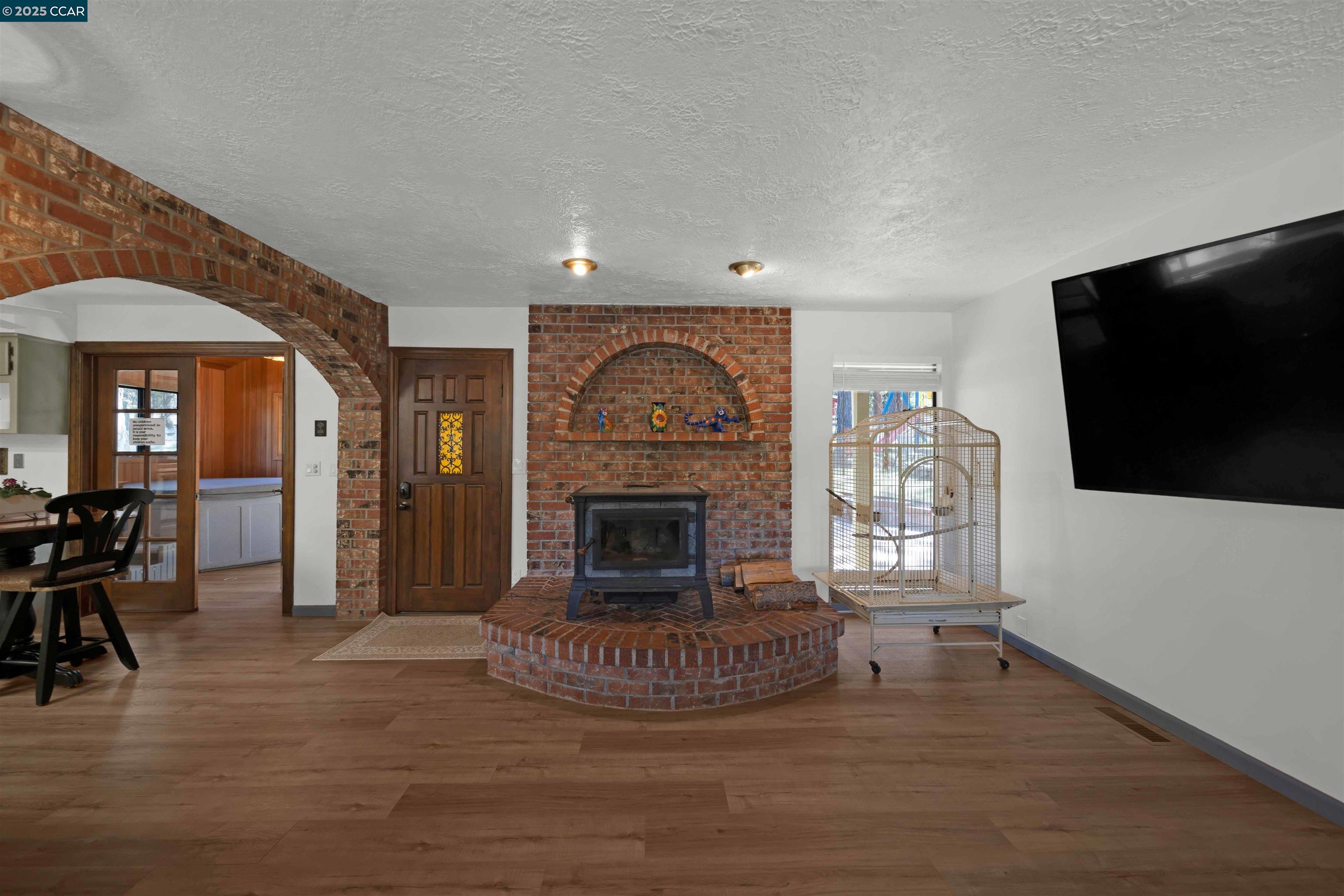 Detail Gallery Image 15 of 60 For 1324 Alves Dr, Weed,  CA 96094 - 4 Beds | 3 Baths