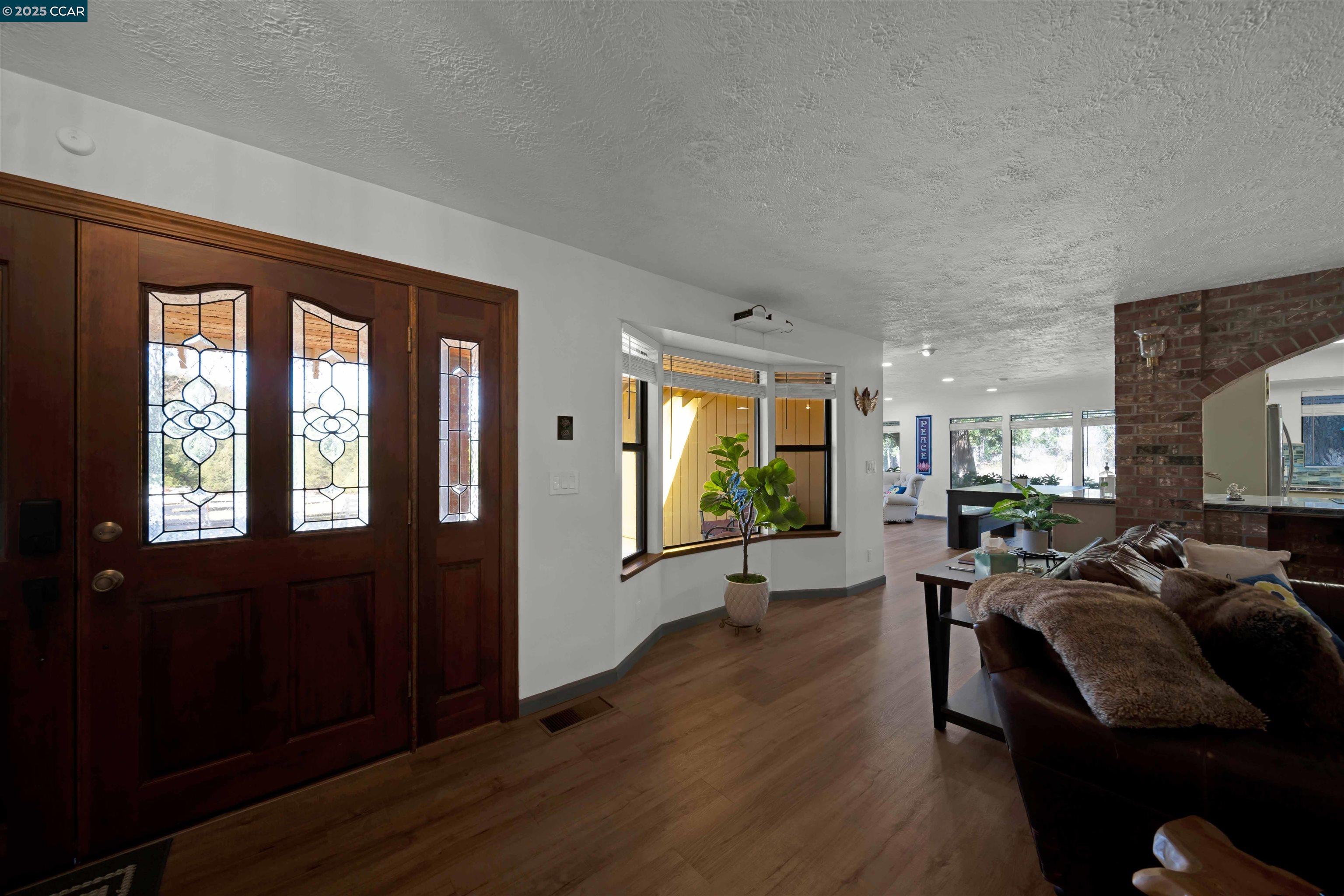 Detail Gallery Image 22 of 60 For 1324 Alves Dr, Weed,  CA 96094 - 4 Beds | 3 Baths
