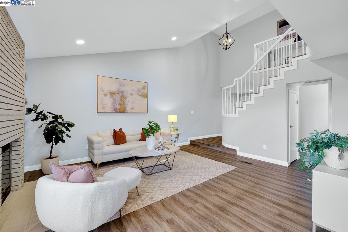 Photo #5: 41100806 Listing 