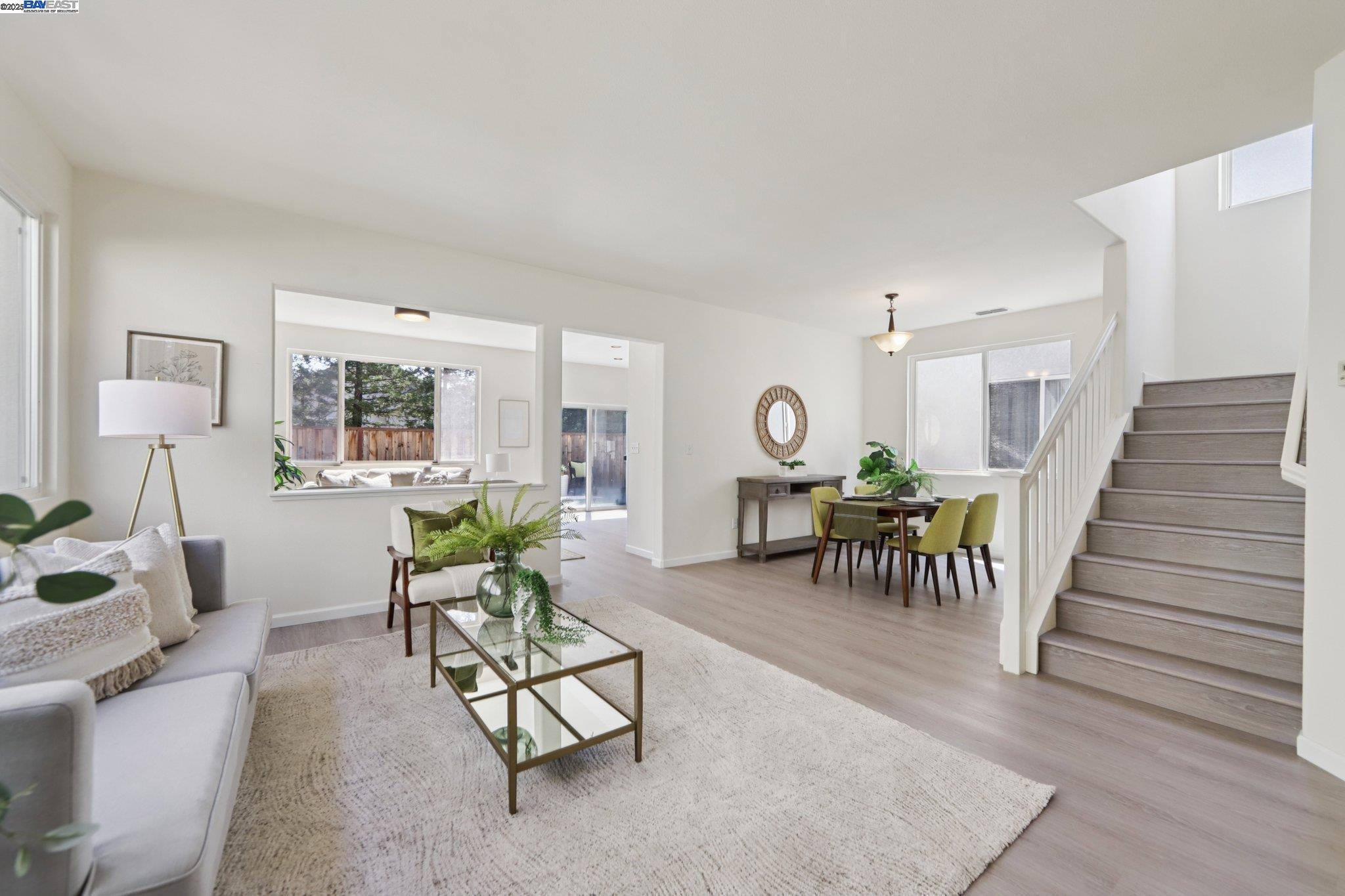Detail Gallery Image 4 of 39 For 99 Elder Dr, Pacheco,  CA 94553 - 4 Beds | 2/1 Baths