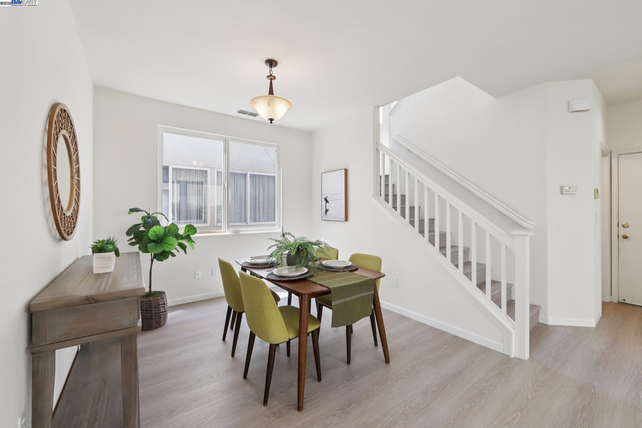 Detail Gallery Image 5 of 39 For 99 Elder Dr, Pacheco,  CA 94553 - 4 Beds | 2/1 Baths