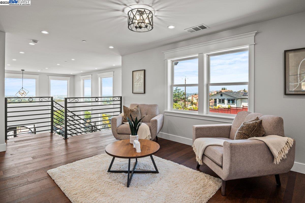 Detail Gallery Image 27 of 57 For 3291 D St, Hayward,  CA 94541 - 6 Beds | 5/1 Baths