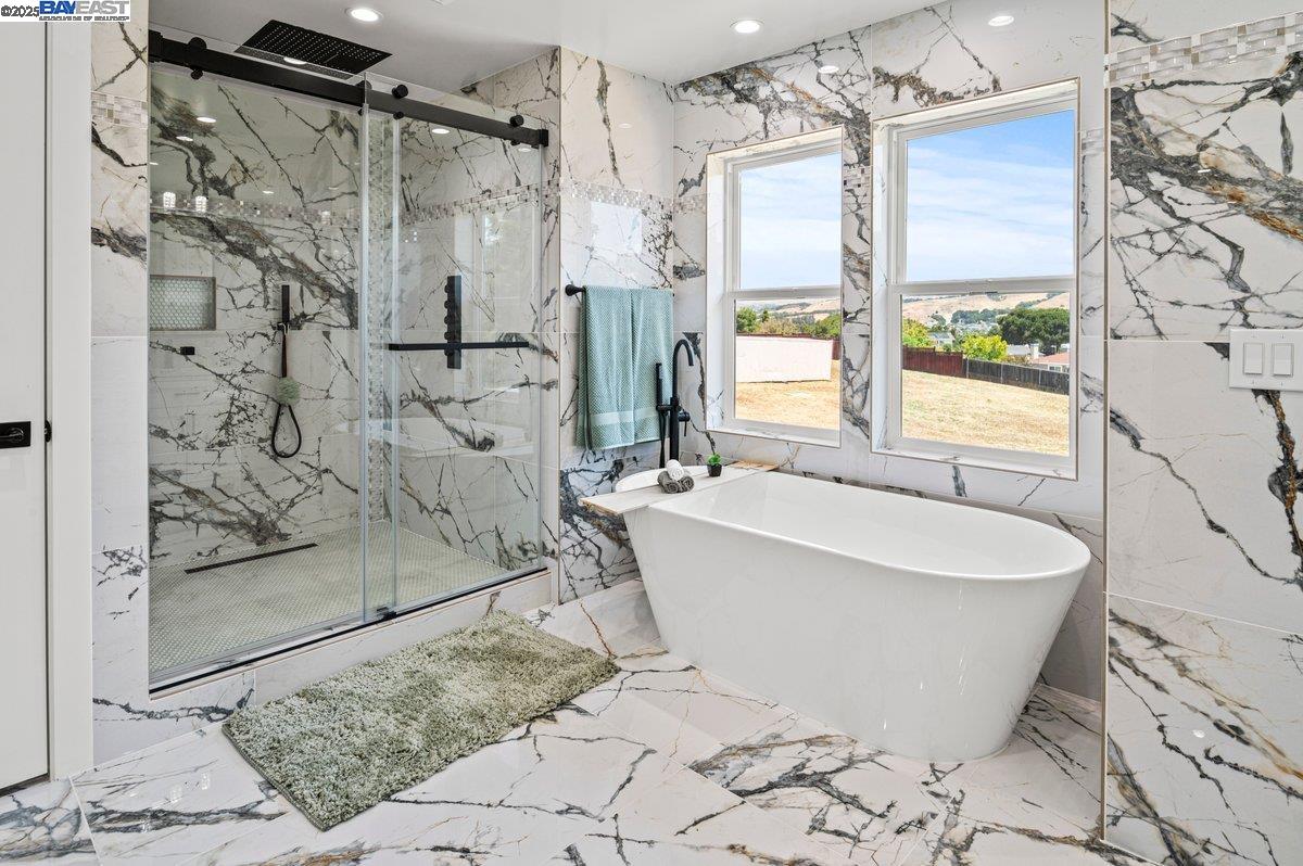 Detail Gallery Image 37 of 57 For 3291 D St, Hayward,  CA 94541 - 6 Beds | 5/1 Baths