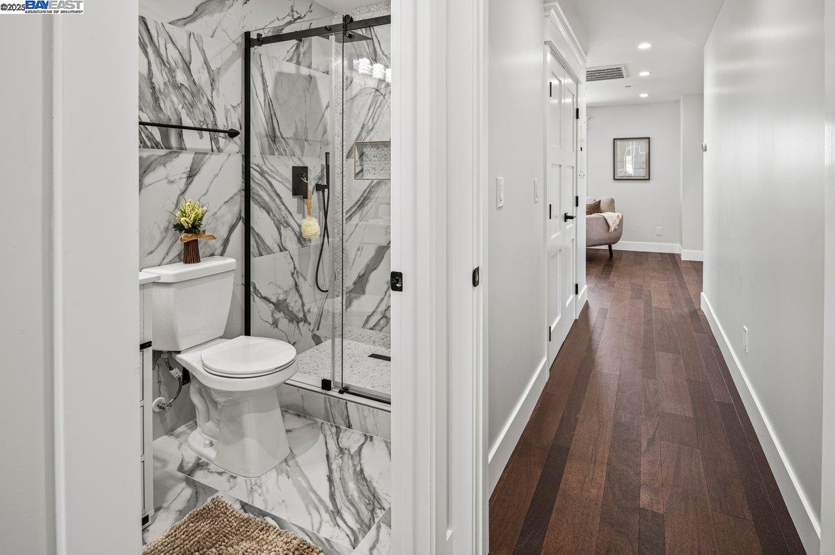 Detail Gallery Image 43 of 57 For 3291 D St, Hayward,  CA 94541 - 6 Beds | 5/1 Baths