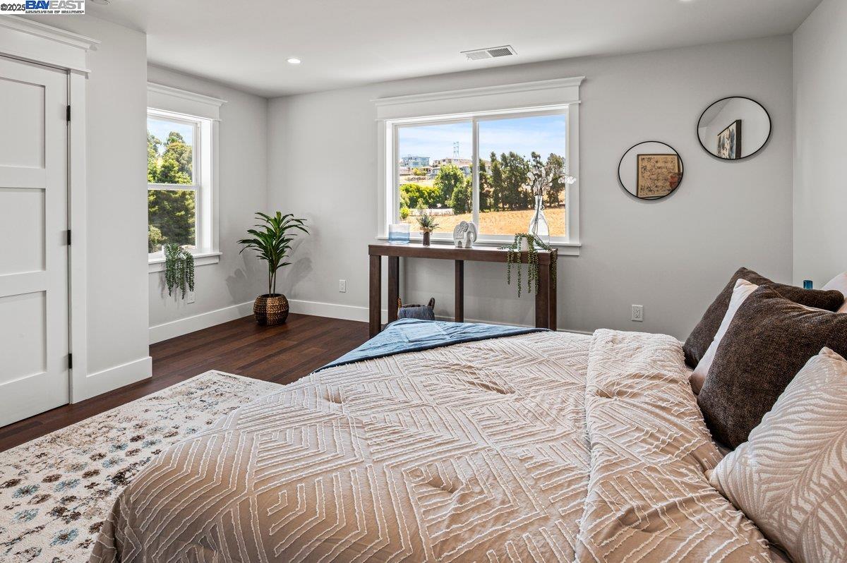 Detail Gallery Image 45 of 57 For 3291 D St, Hayward,  CA 94541 - 6 Beds | 5/1 Baths