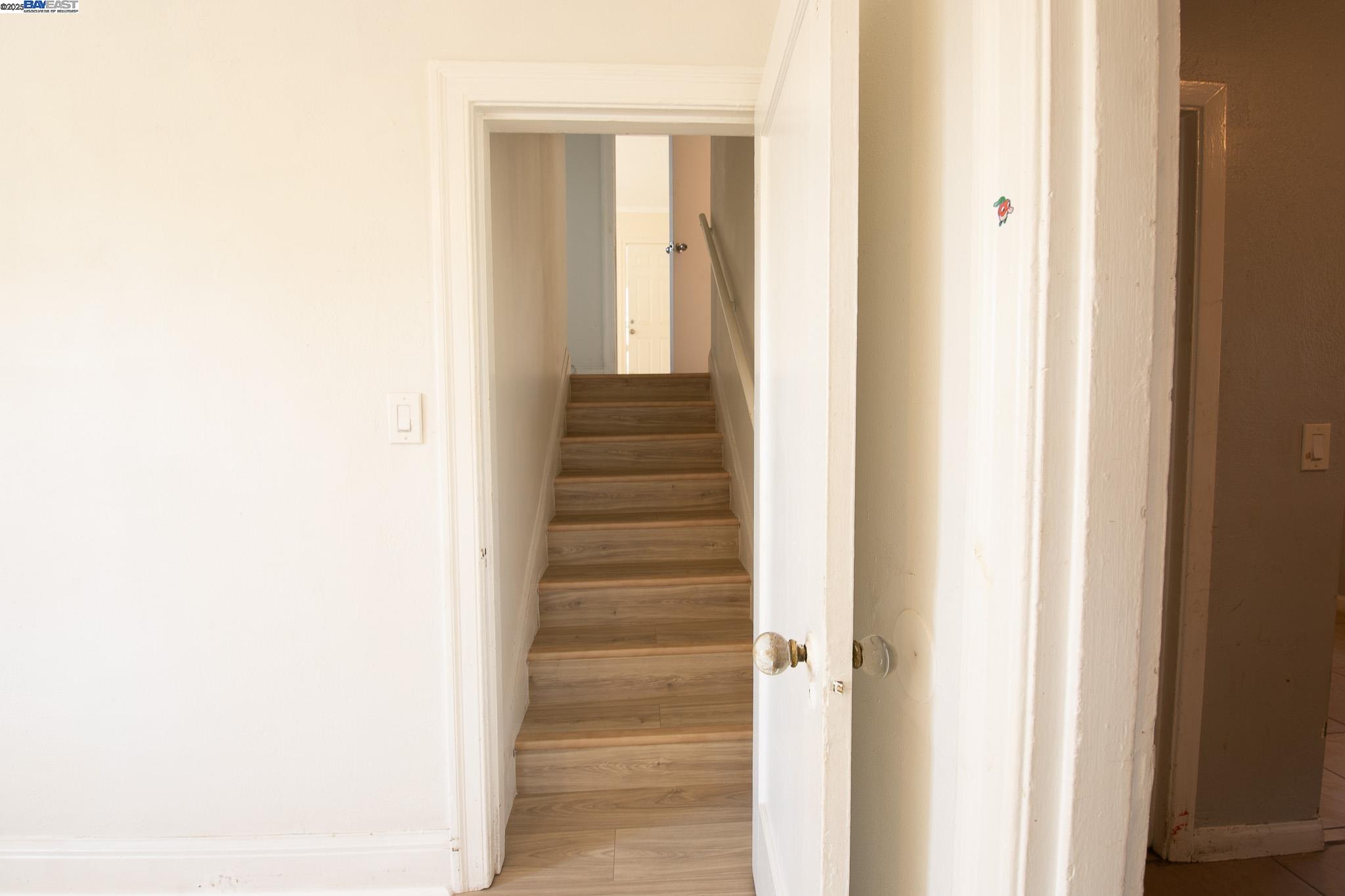7800 Lockwood St, Oakland, California 94621, 3 Bedrooms Bedrooms, 6 Rooms Rooms,2 BathroomsBathrooms,Residential Lease,For Rent,7800 Lockwood St,41100817