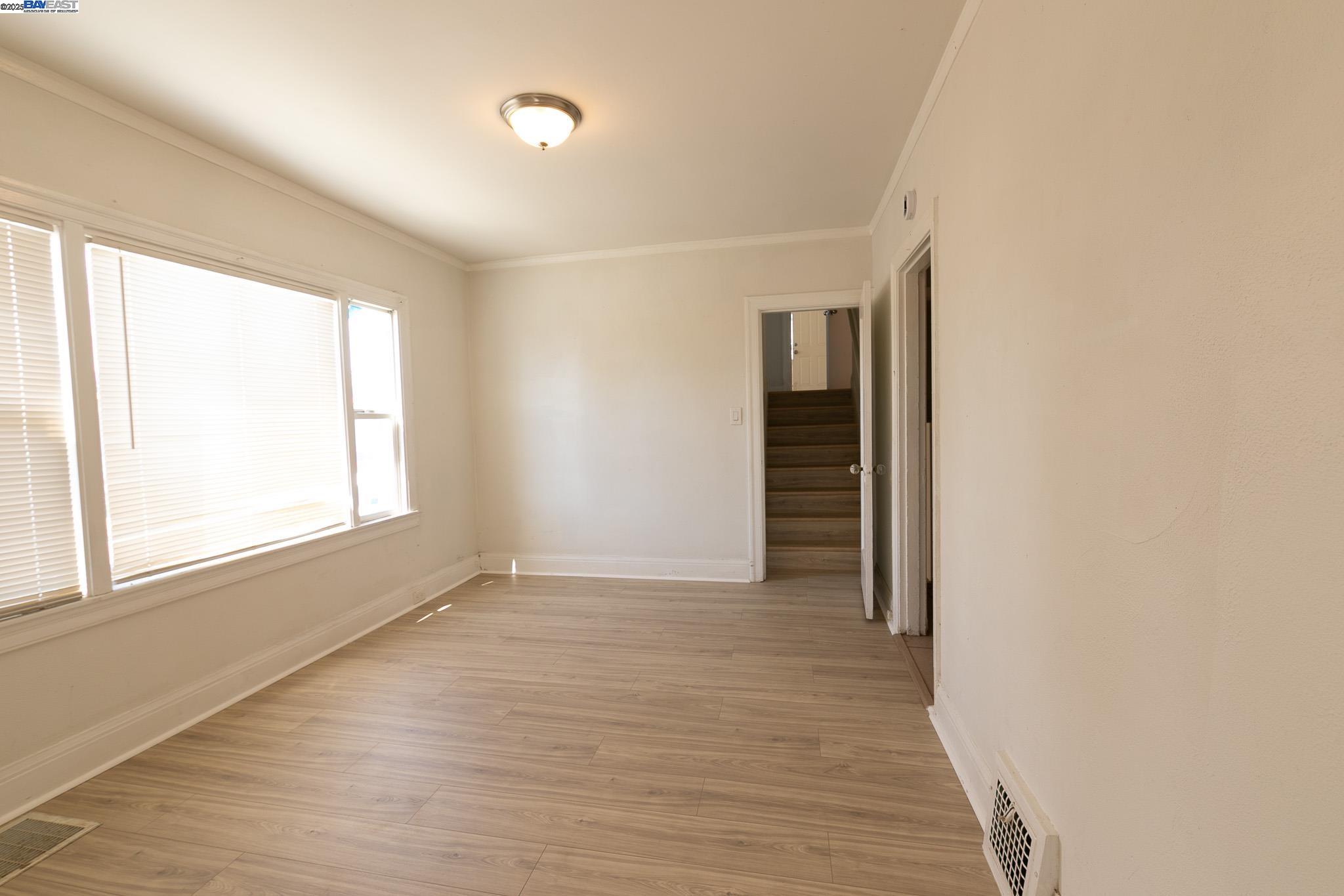 7800 Lockwood St, Oakland, California 94621, 3 Bedrooms Bedrooms, 6 Rooms Rooms,2 BathroomsBathrooms,Residential Lease,For Rent,7800 Lockwood St,41100817
