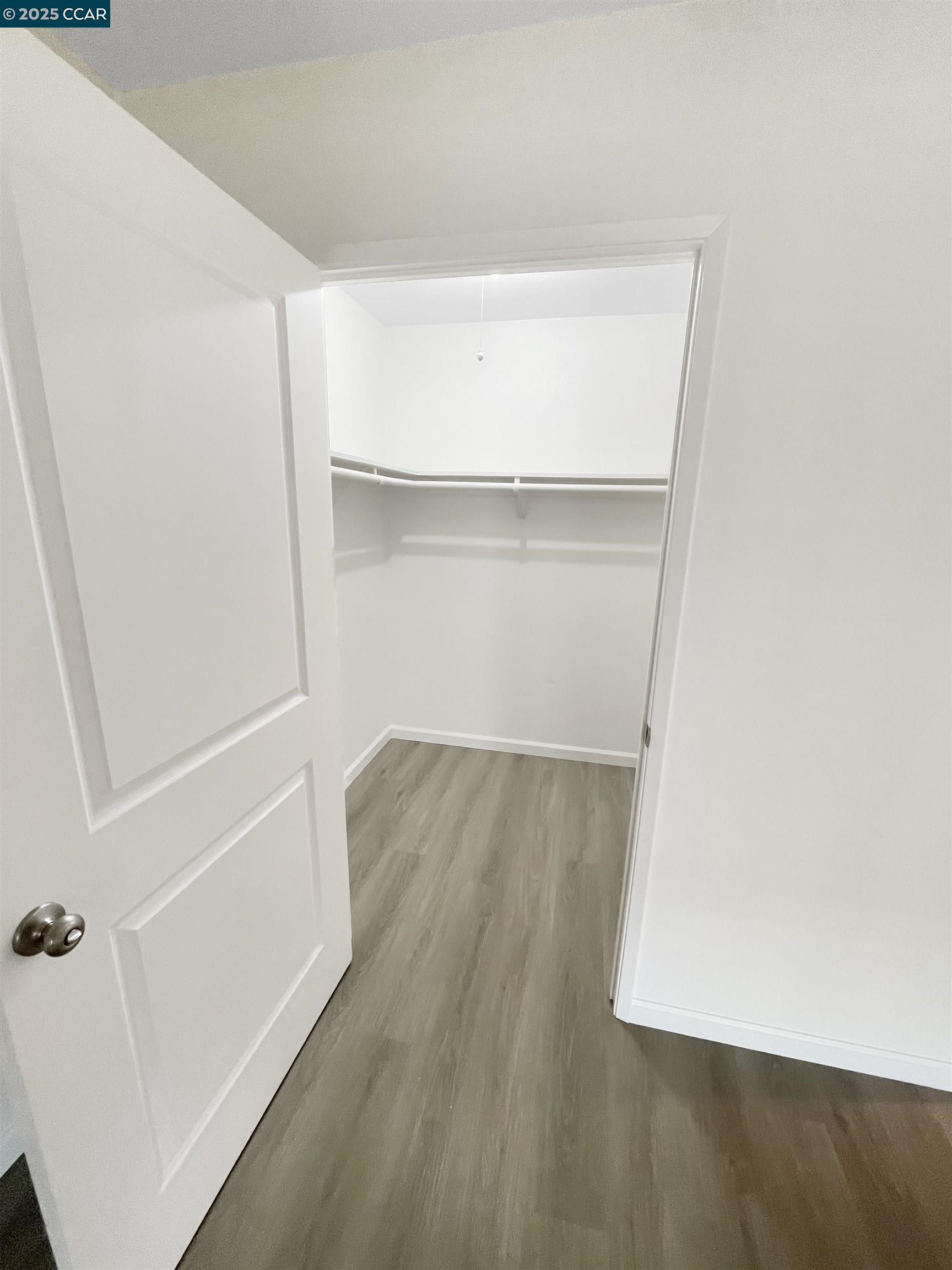 Photo #7: 41100820 Listing: Photo #7