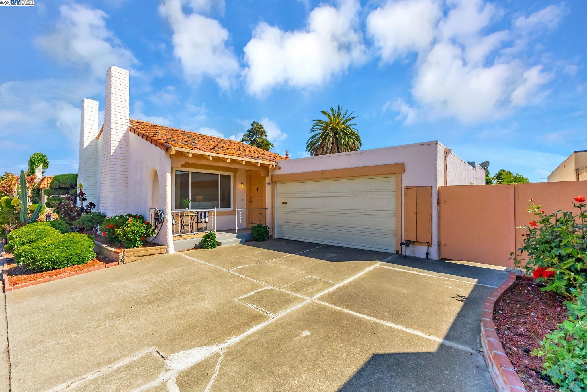 Thumbnail for 37737 Los Arboles Dr, Fremont, CA 94536