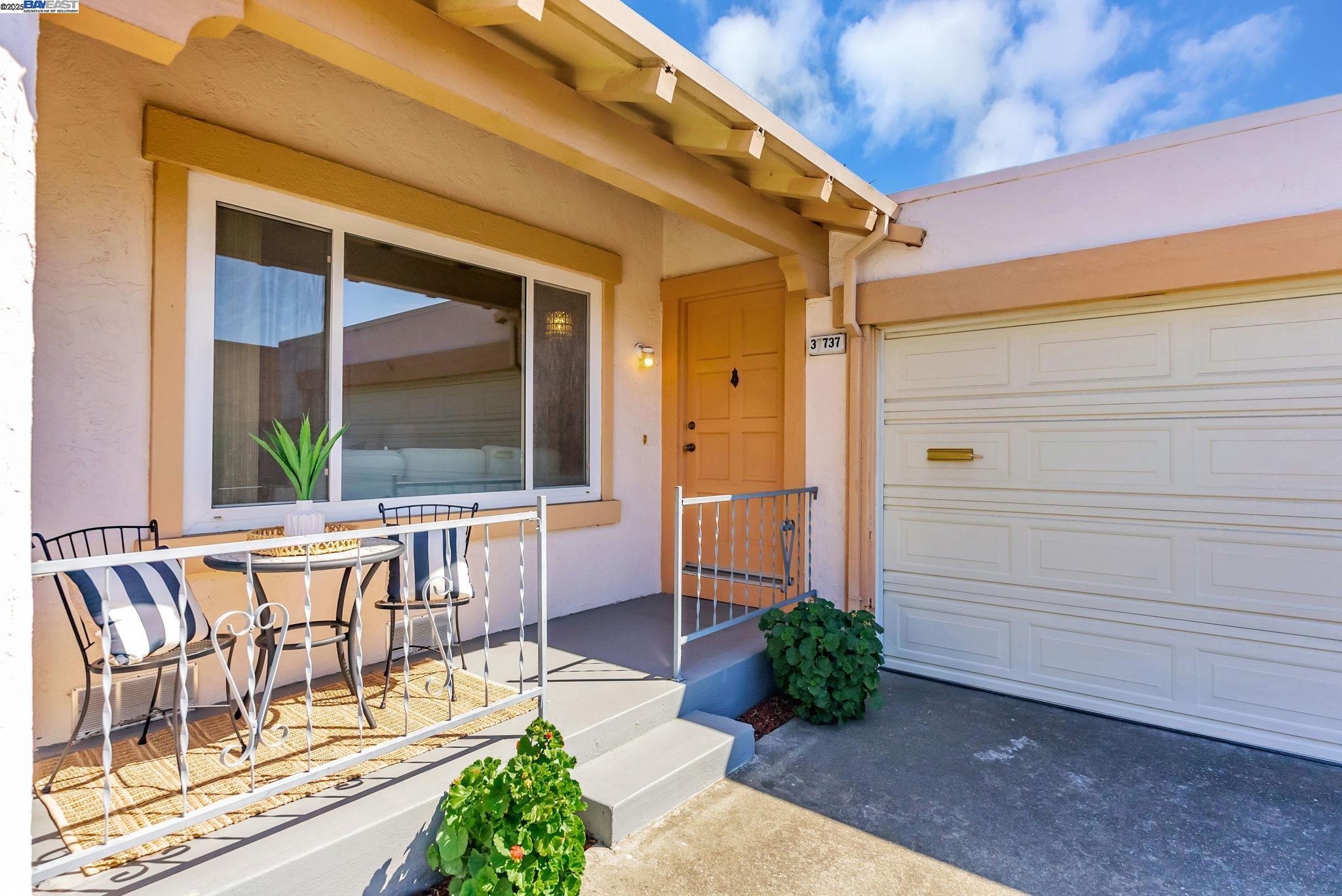 Detail Gallery Image 1 of 1 For 37737 Los Arboles Dr, Fremont,  CA 94536 - 4 Beds | 2 Baths