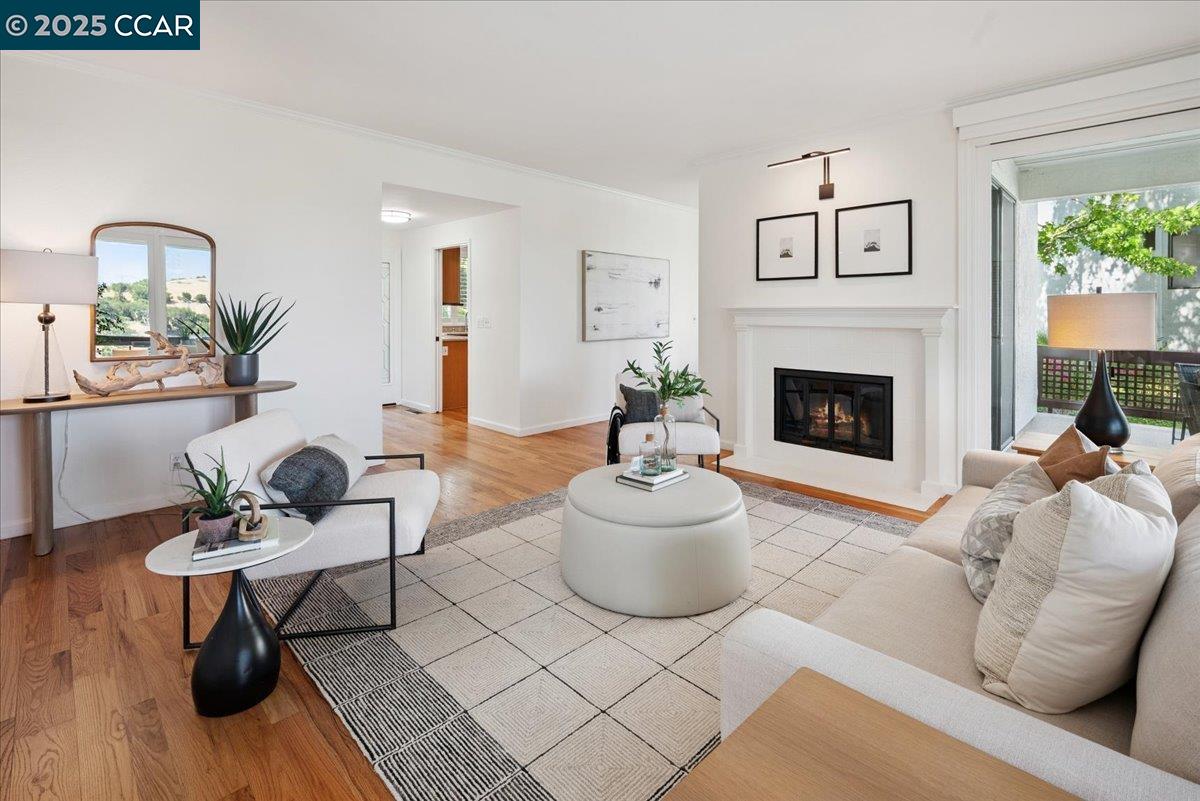 Detail Gallery Image 8 of 52 For 3274 Ptarmigan Dr 1a,  Walnut Creek,  CA 94595 - 2 Beds | 2 Baths