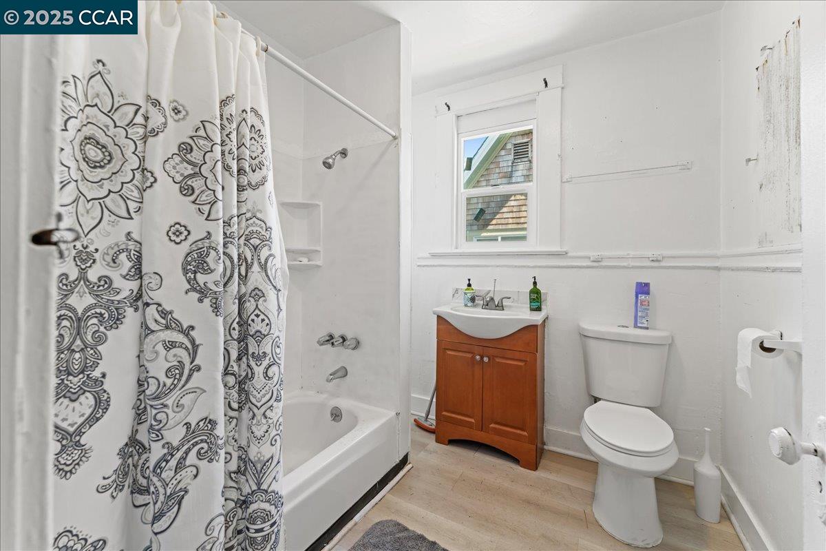 Detail Gallery Image 23 of 48 For 1625 Martin Luther King Jr Way, Berkeley,  CA 94709 - – Beds | – Baths