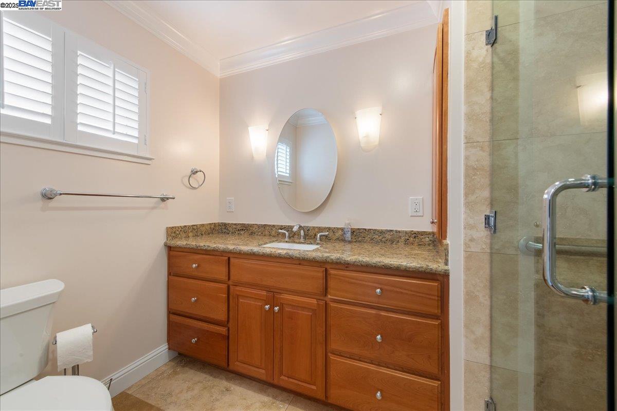 Detail Gallery Image 20 of 42 For 5161 Saddle Brook Dr, Oakland,  CA 94619 - 3 Beds | 2 Baths