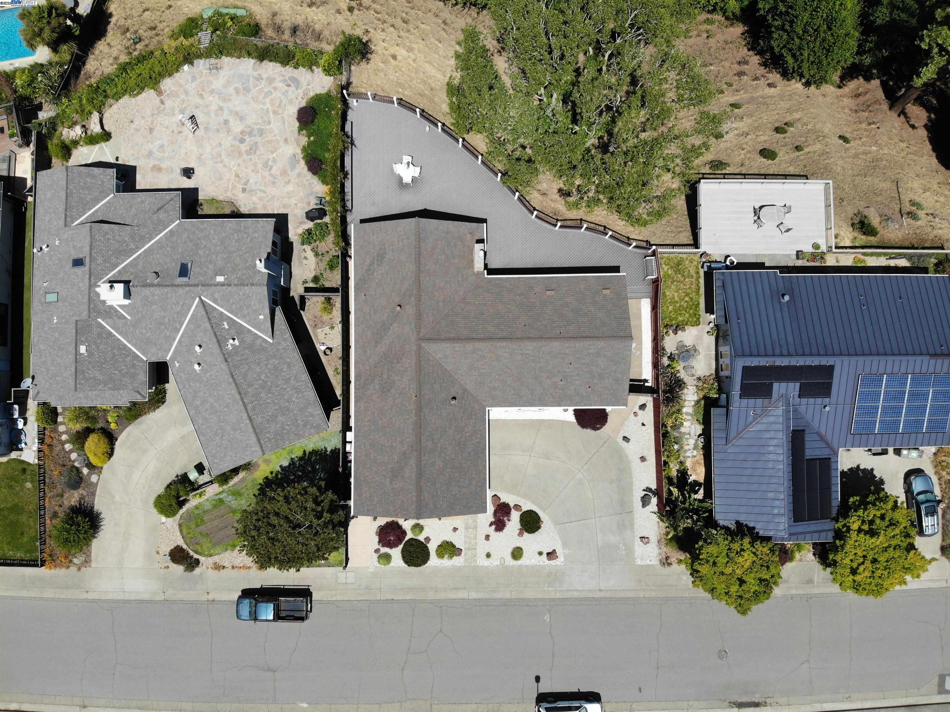 Detail Gallery Image 30 of 42 For 5161 Saddle Brook Dr, Oakland,  CA 94619 - 3 Beds | 2 Baths