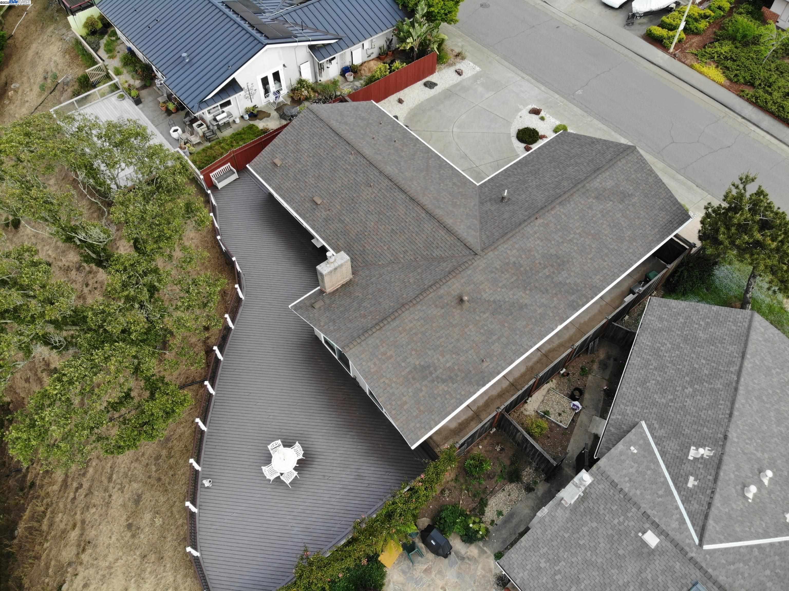 Detail Gallery Image 32 of 42 For 5161 Saddle Brook Dr, Oakland,  CA 94619 - 3 Beds | 2 Baths