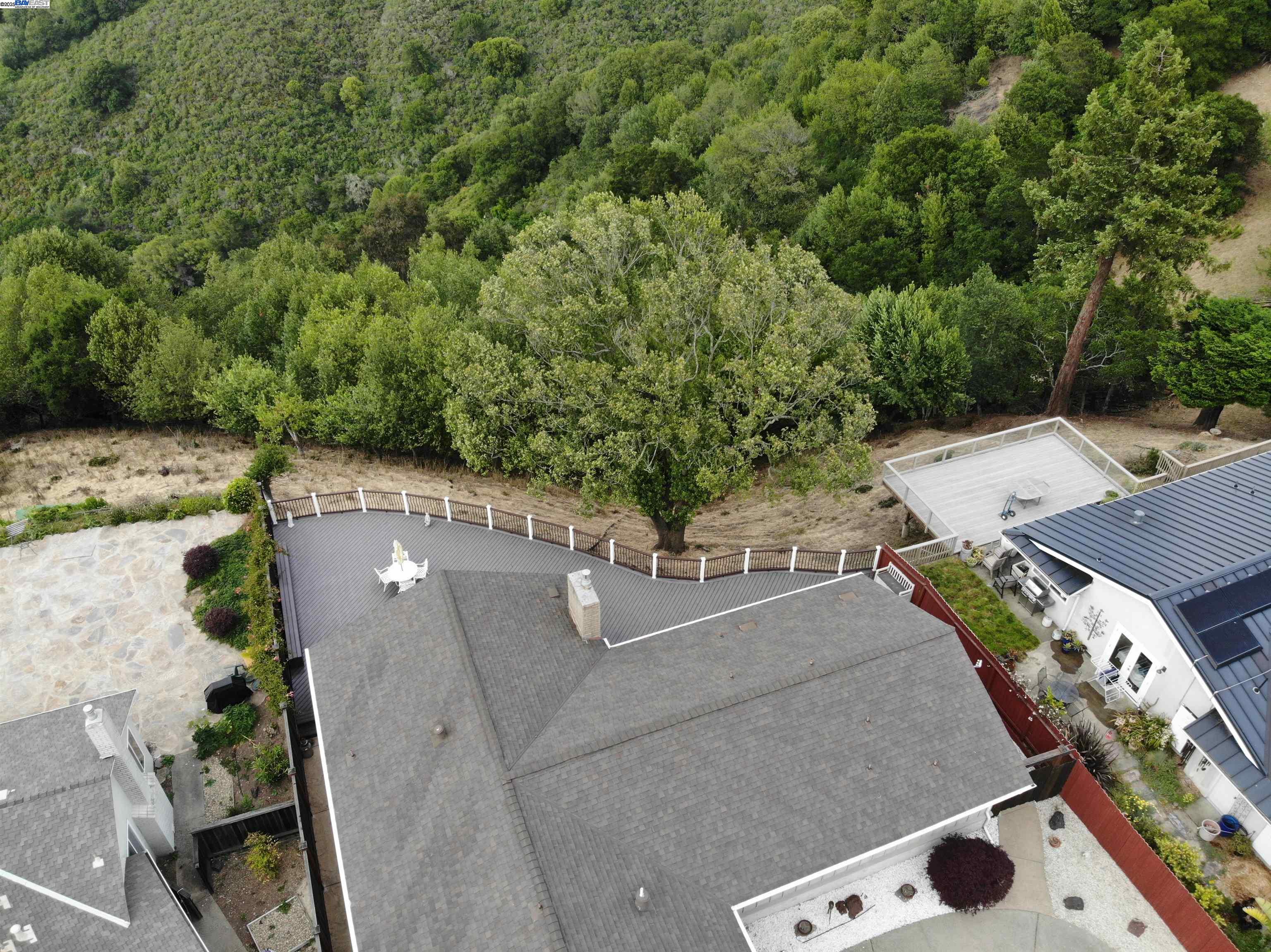 Detail Gallery Image 33 of 42 For 5161 Saddle Brook Dr, Oakland,  CA 94619 - 3 Beds | 2 Baths