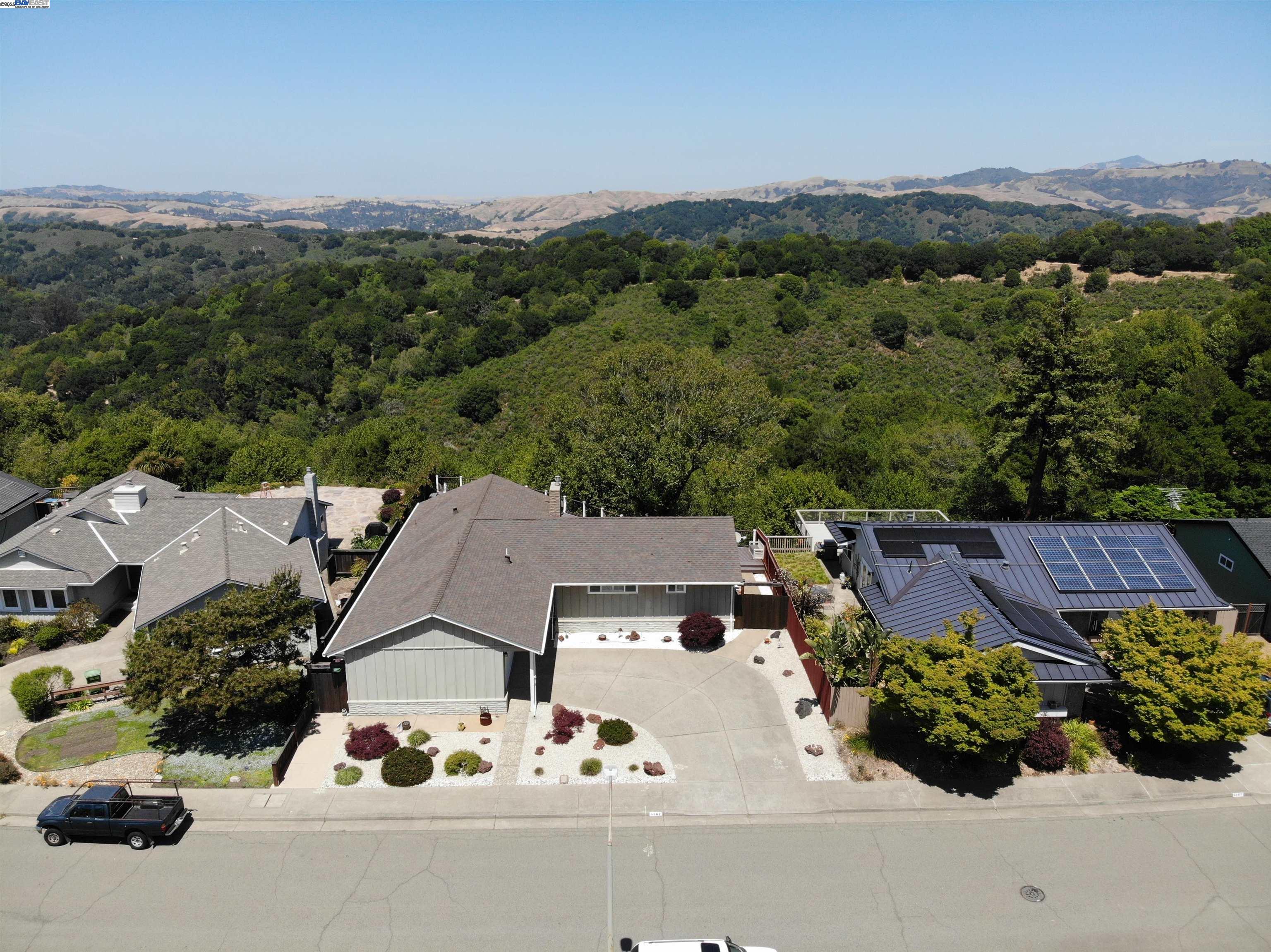 Detail Gallery Image 41 of 42 For 5161 Saddle Brook Dr, Oakland,  CA 94619 - 3 Beds | 2 Baths