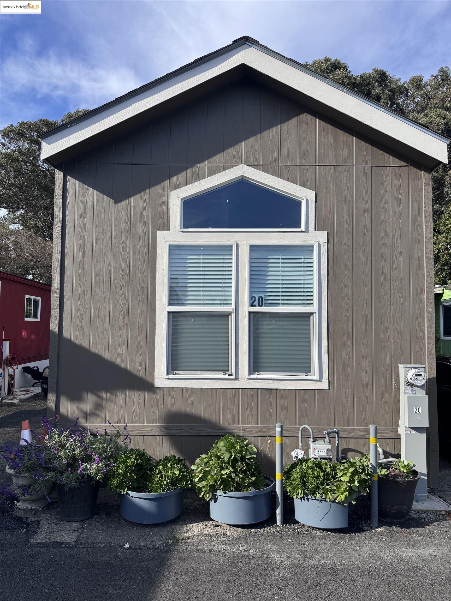 Detail Gallery Image 1 of 15 For 2425 Church Lane #20,  San Pablo,  CA 94806 - 1 Beds | 1 Baths