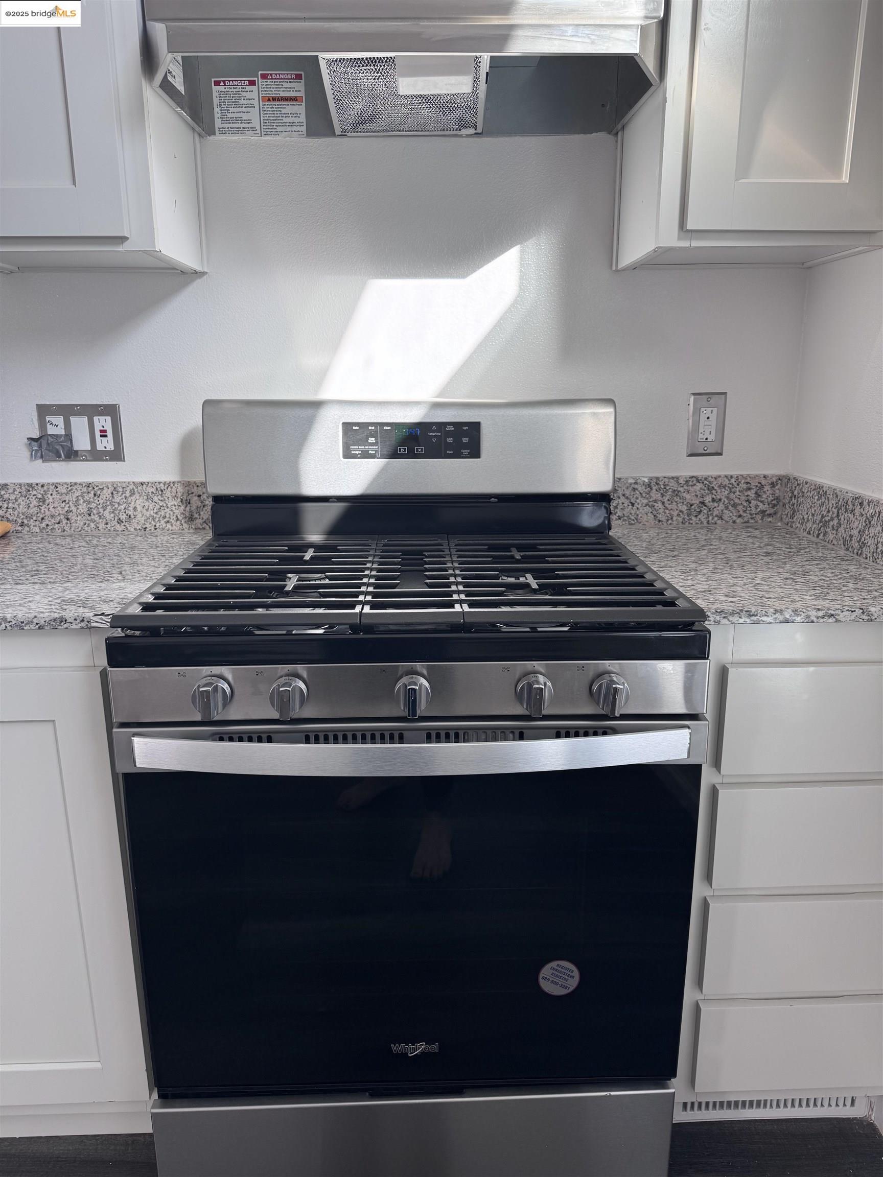 Detail Gallery Image 4 of 15 For 2425 Church Lane #20,  San Pablo,  CA 94806 - 1 Beds | 1 Baths