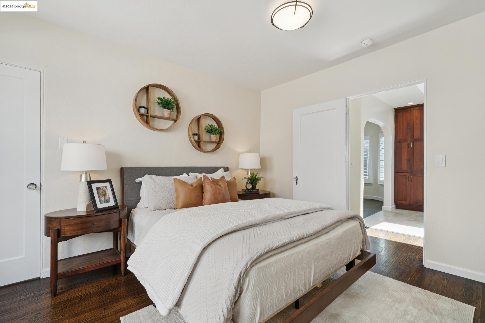Detail Gallery Image 23 of 53 For 338 Berkeley Park Blvd, Kensington,  CA 94707 - 3 Beds | 2 Baths