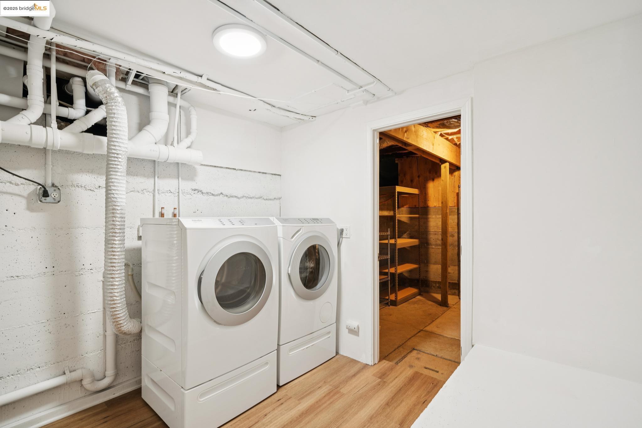 Detail Gallery Image 25 of 53 For 338 Berkeley Park Blvd, Kensington,  CA 94707 - 3 Beds | 2 Baths