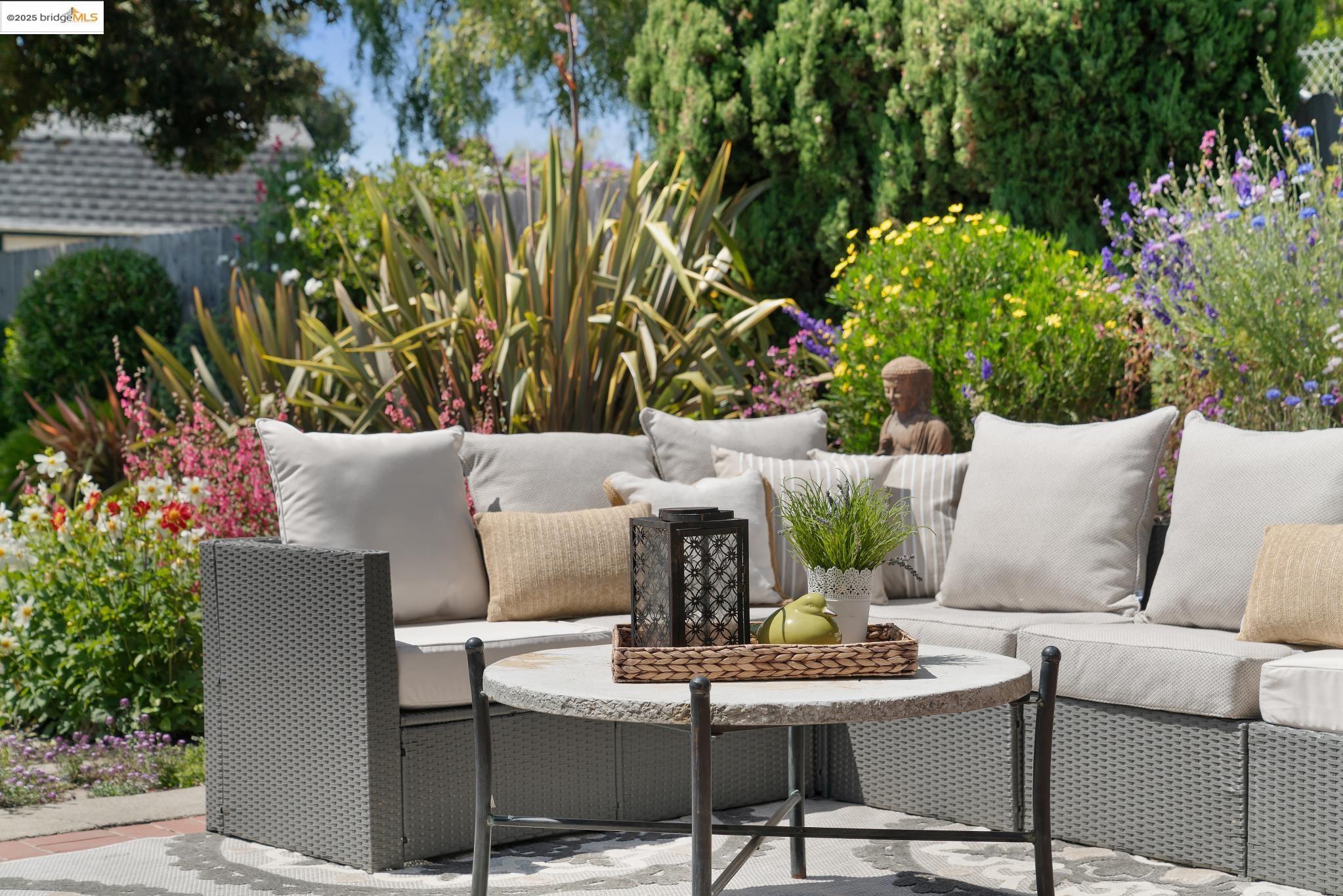 Detail Gallery Image 29 of 53 For 338 Berkeley Park Blvd, Kensington,  CA 94707 - 3 Beds | 2 Baths