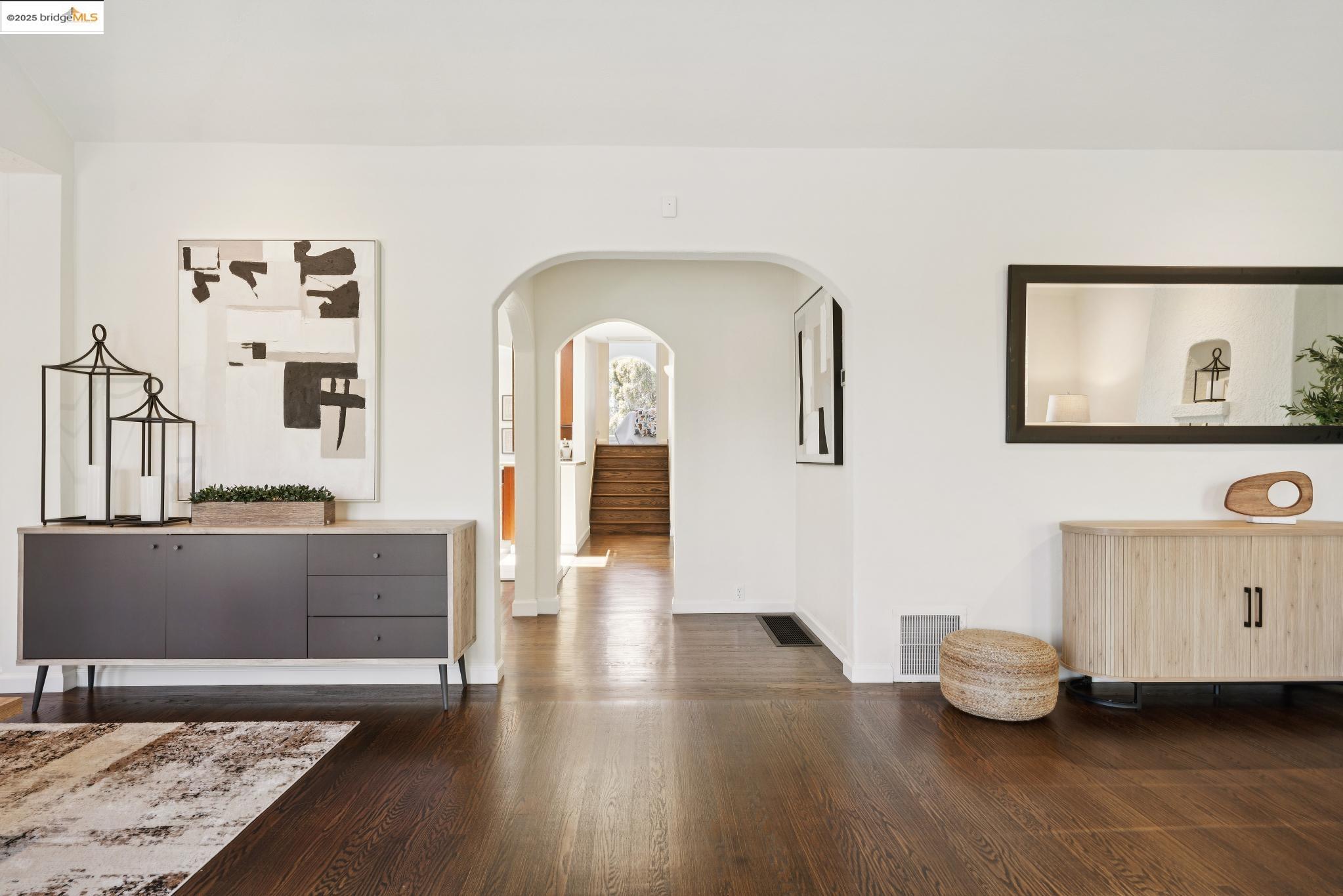 Detail Gallery Image 10 of 53 For 338 Berkeley Park Blvd, Kensington,  CA 94707 - 3 Beds | 2 Baths