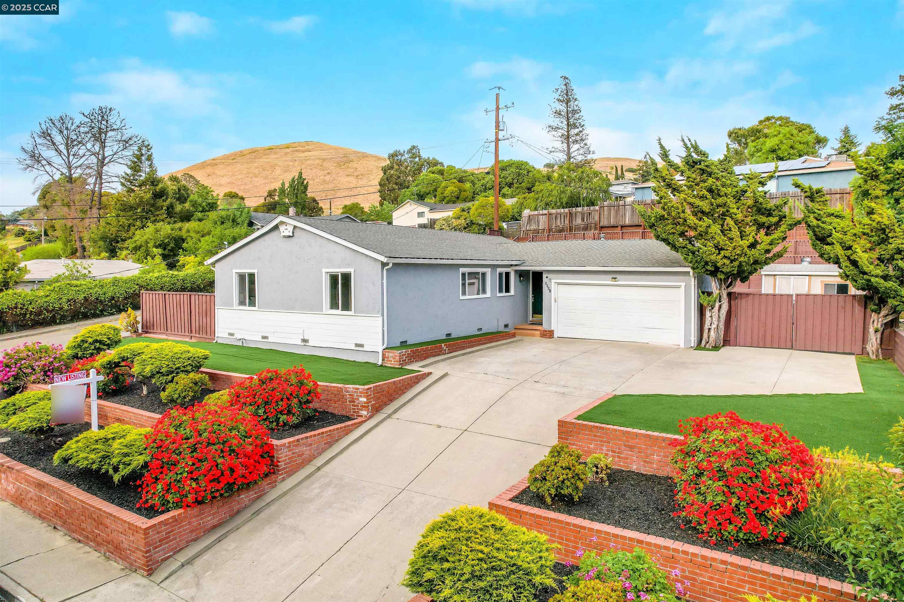 Thumbnail for 2951 Estates Ave, Pinole, CA 94564