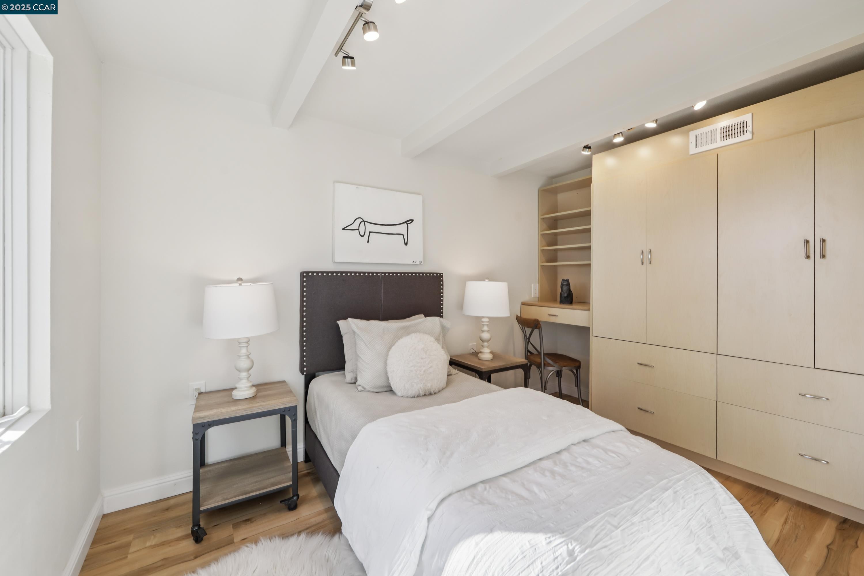 Detail Gallery Image 46 of 53 For 680 Grizzly Peak Blvd, Berkeley,  CA 94708 - 4 Beds | 2/1 Baths