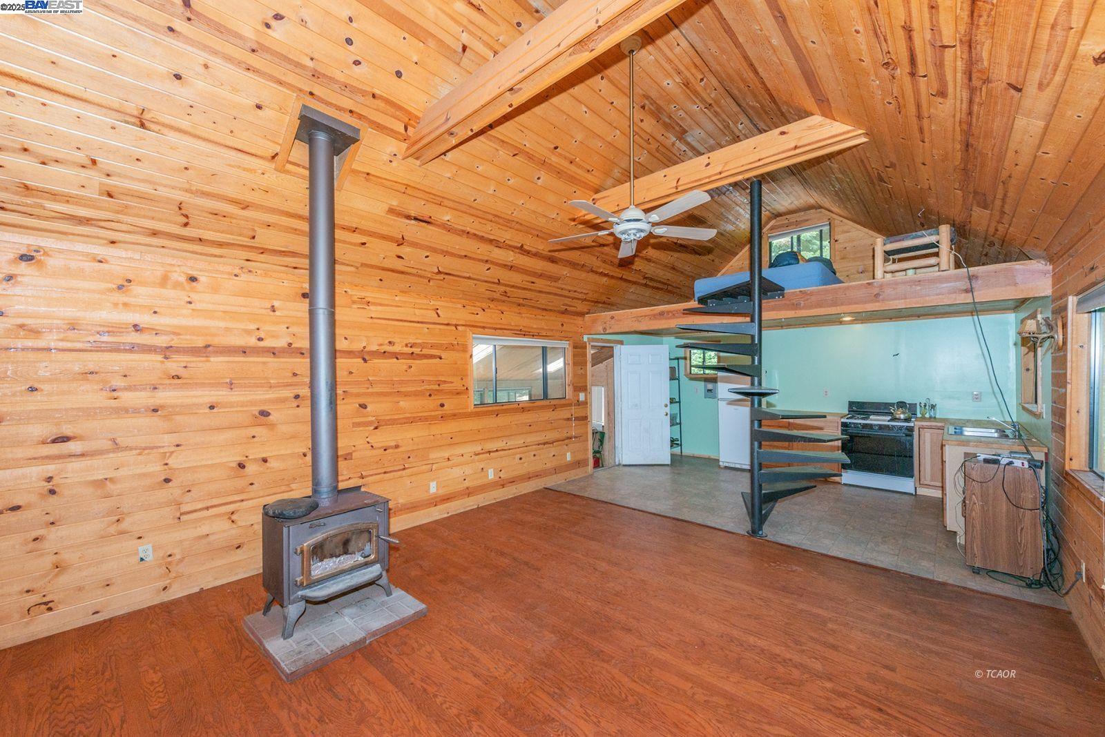 Detail Gallery Image 11 of 50 For 11221 Corral Bottom Rd, Big Bar,  CA 96010 - 1 Beds | 1 Baths