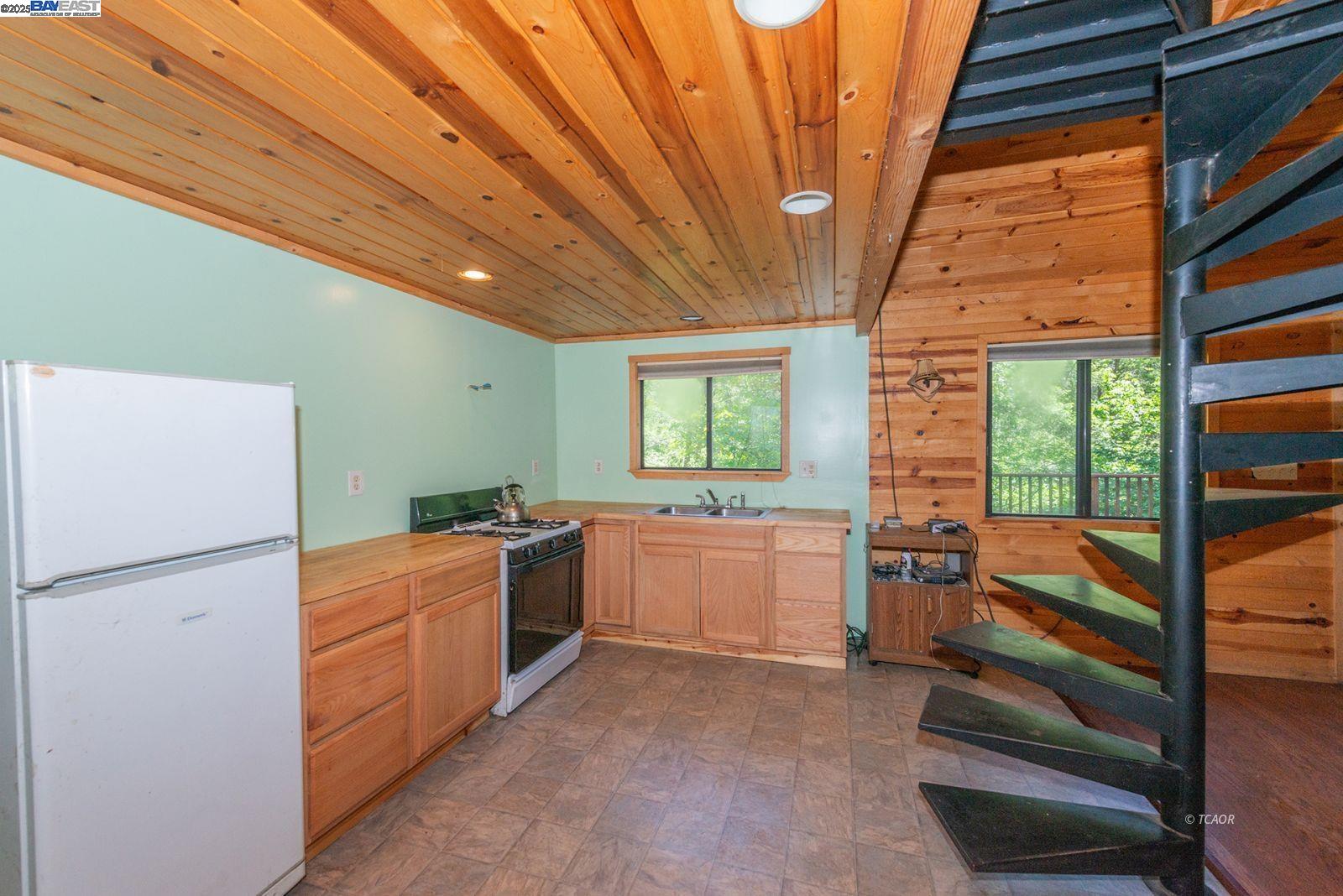 Detail Gallery Image 17 of 50 For 11221 Corral Bottom Rd, Big Bar,  CA 96010 - 1 Beds | 1 Baths