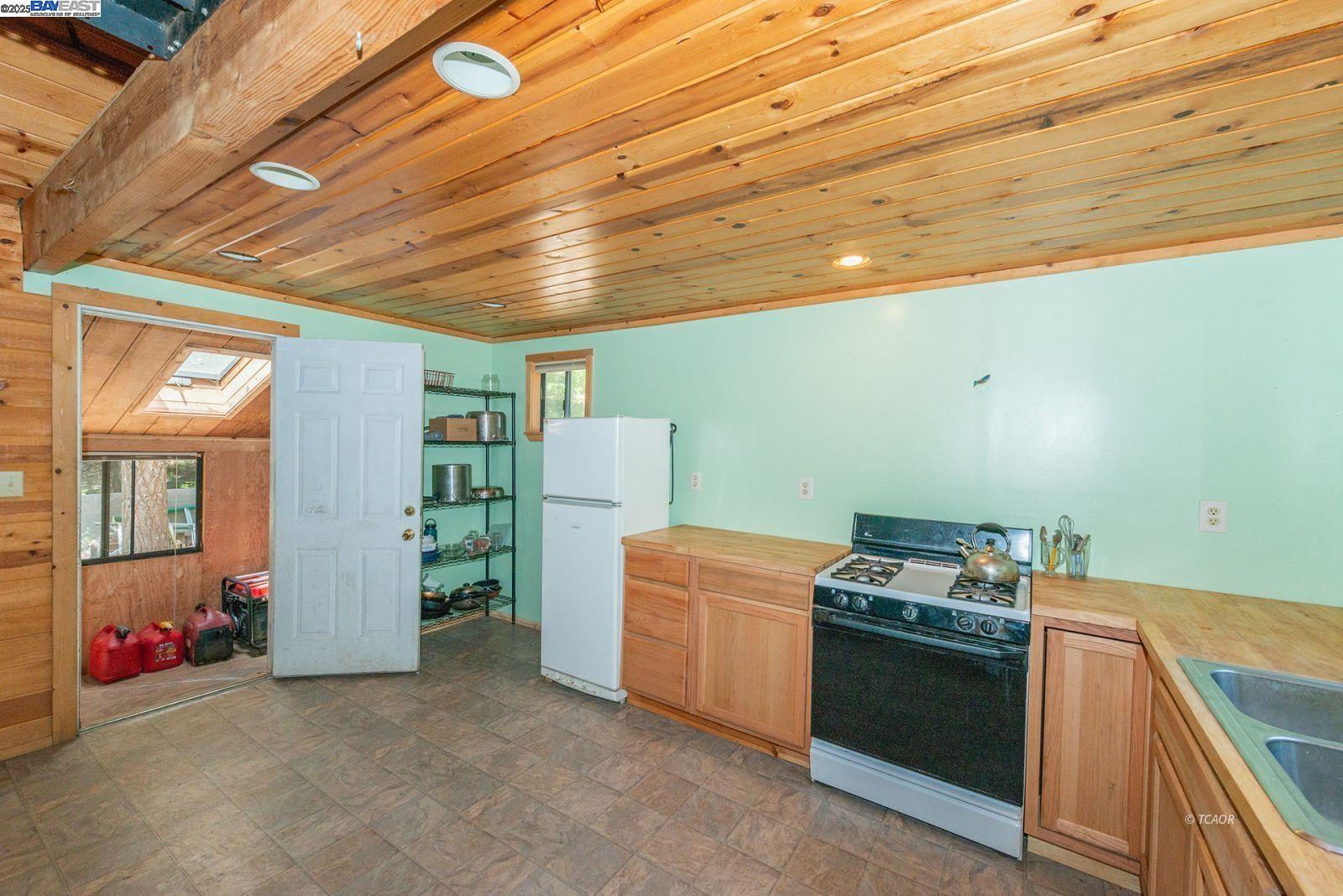Detail Gallery Image 20 of 50 For 11221 Corral Bottom Rd, Big Bar,  CA 96010 - 1 Beds | 1 Baths