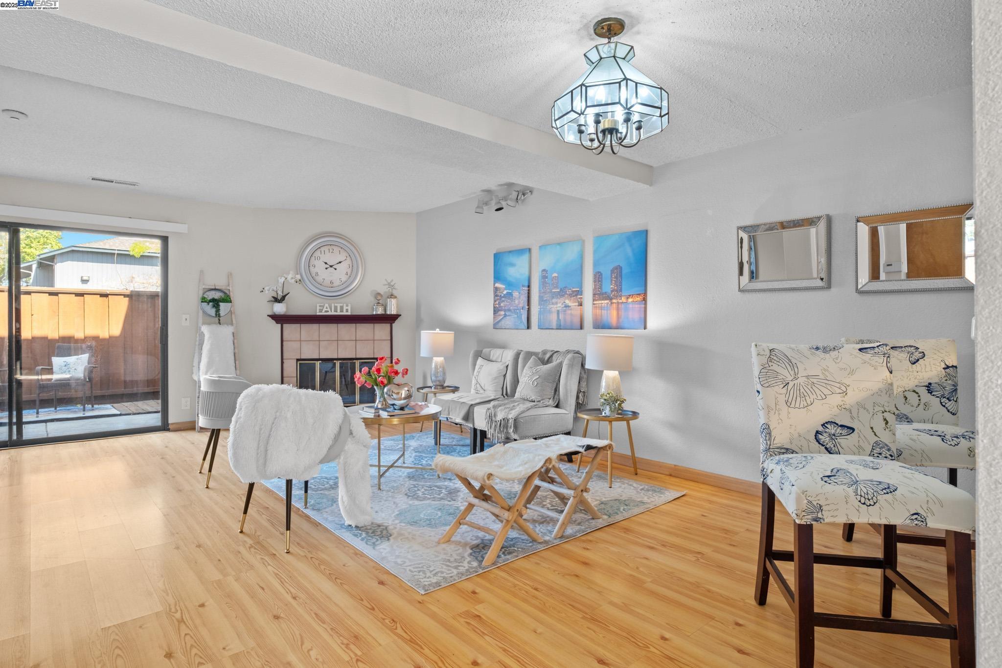 Photo #9: 41100862 Listing: Photo #9