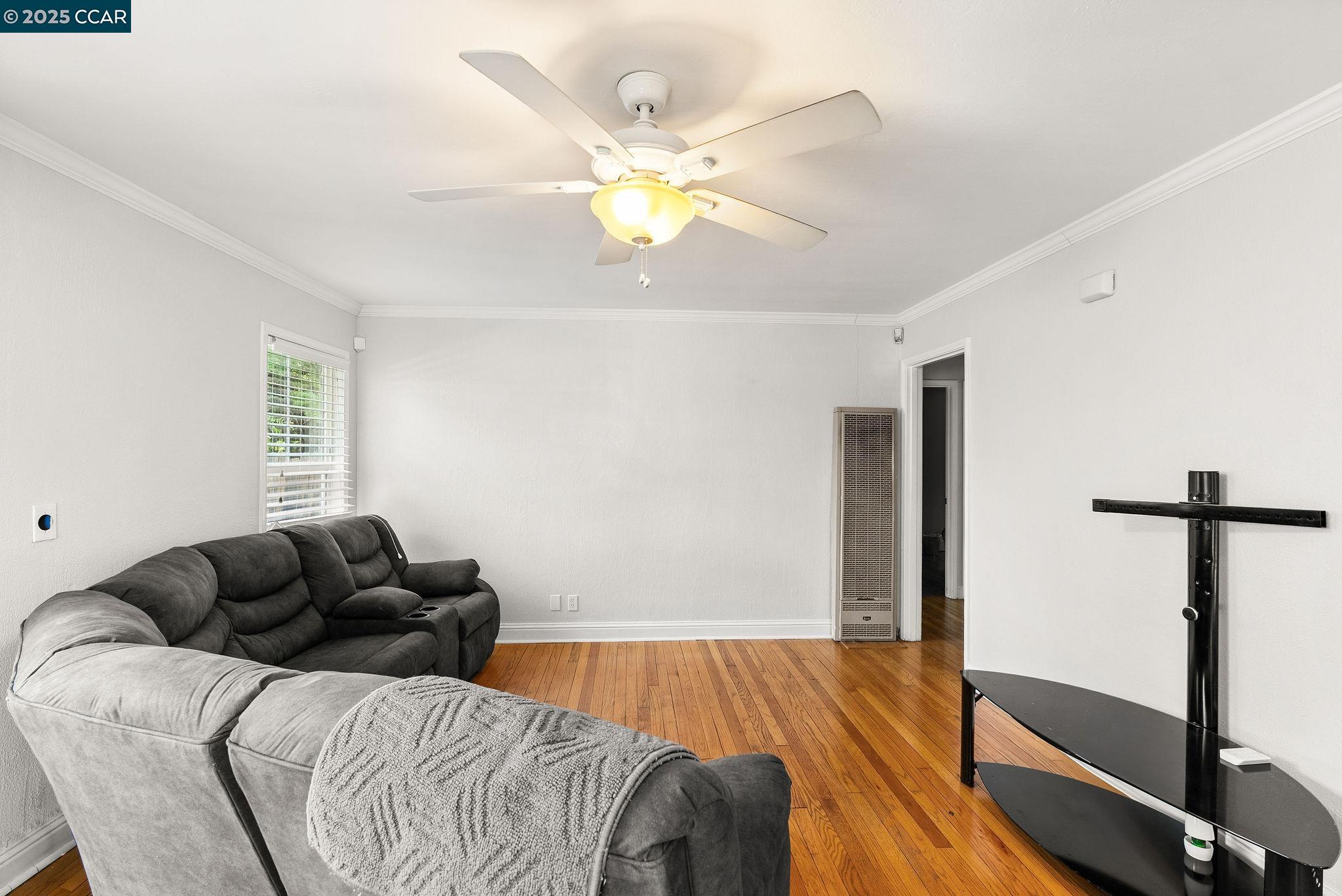 Detail Gallery Image 6 of 21 For 1925 Bessie Ave, Tracy,  CA 95376 - 2 Beds | 1 Baths