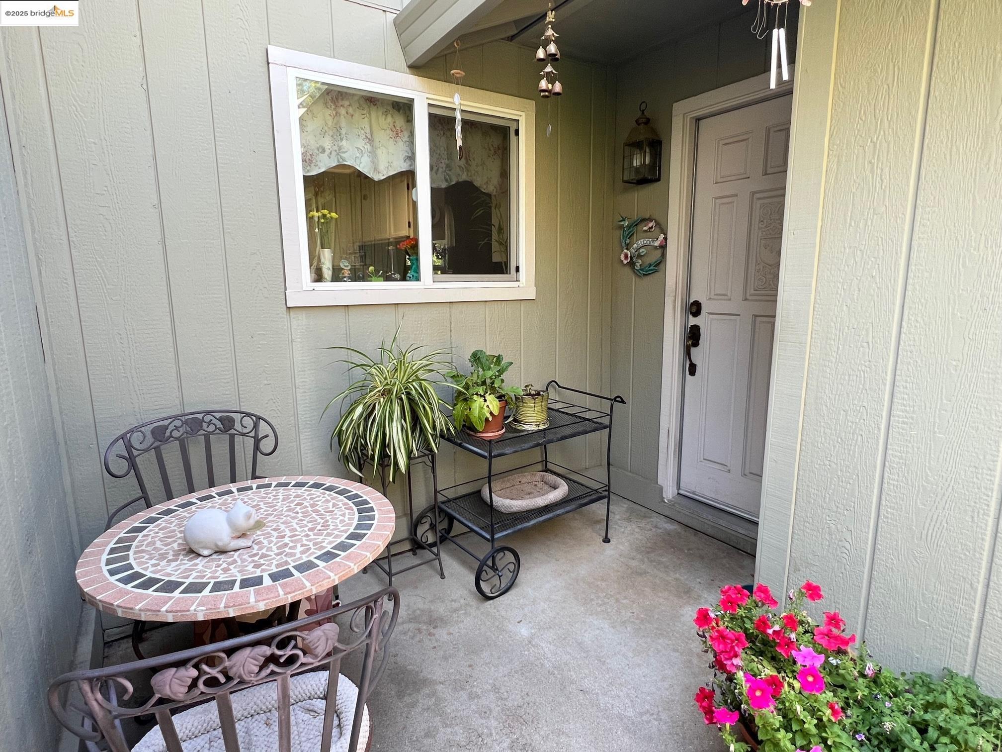 Detail Gallery Image 4 of 15 For 23685 Marble Quarry Rd #5,  Columbia,  CA 95310 - 2 Beds | 1 Baths