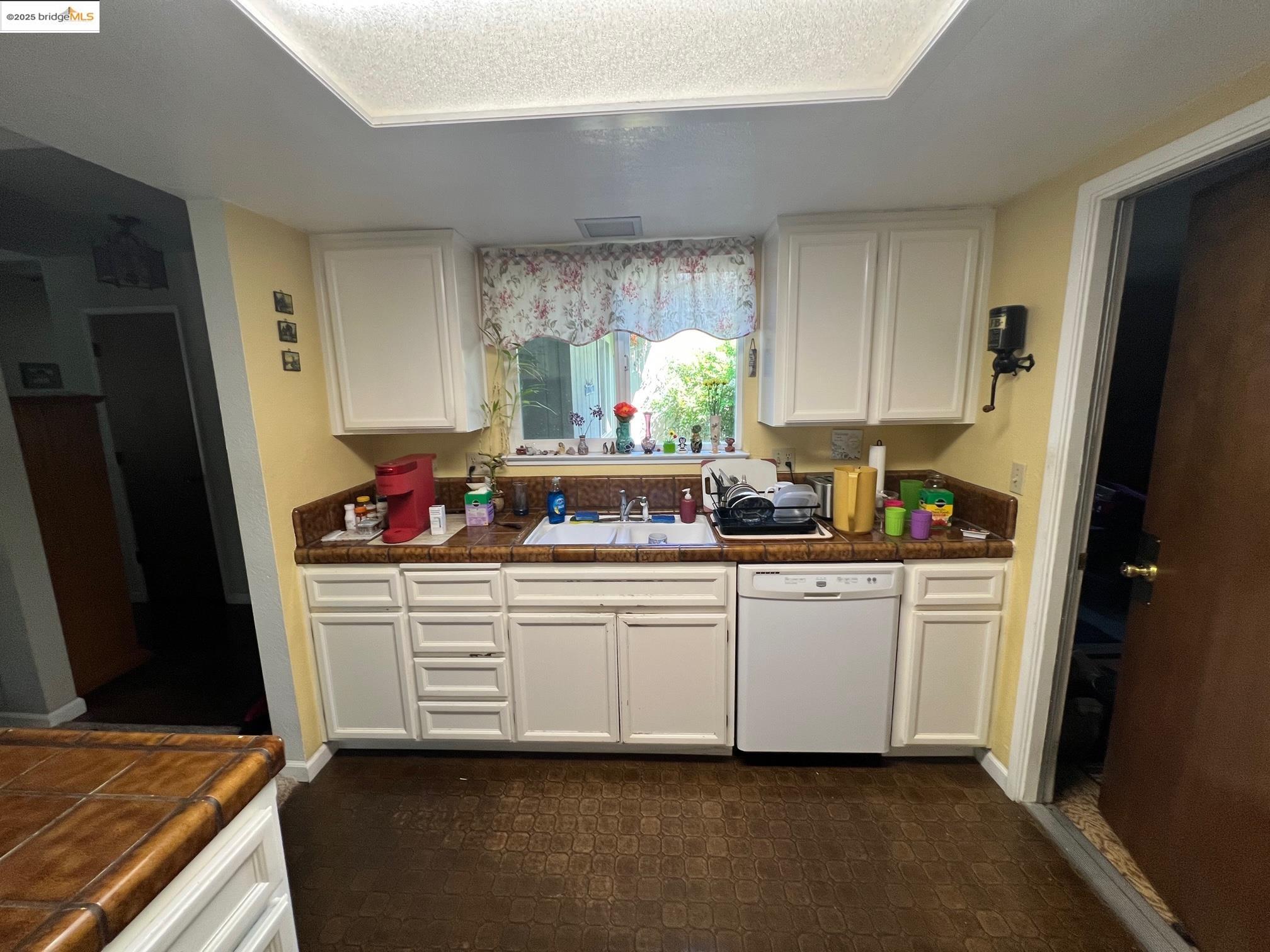 Detail Gallery Image 6 of 15 For 23685 Marble Quarry Rd #5,  Columbia,  CA 95310 - 2 Beds | 1 Baths