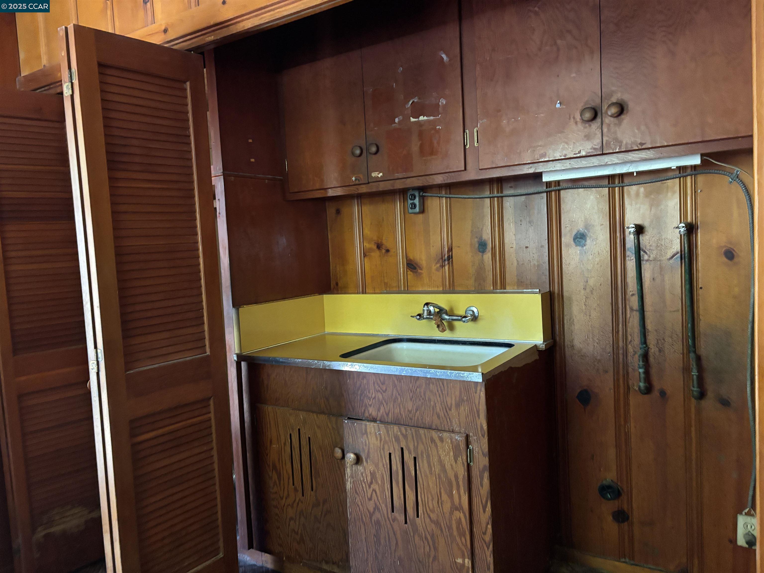 Detail Gallery Image 13 of 22 For 415 W 9th St, Antioch,  CA 94509 - 3 Beds | 2 Baths