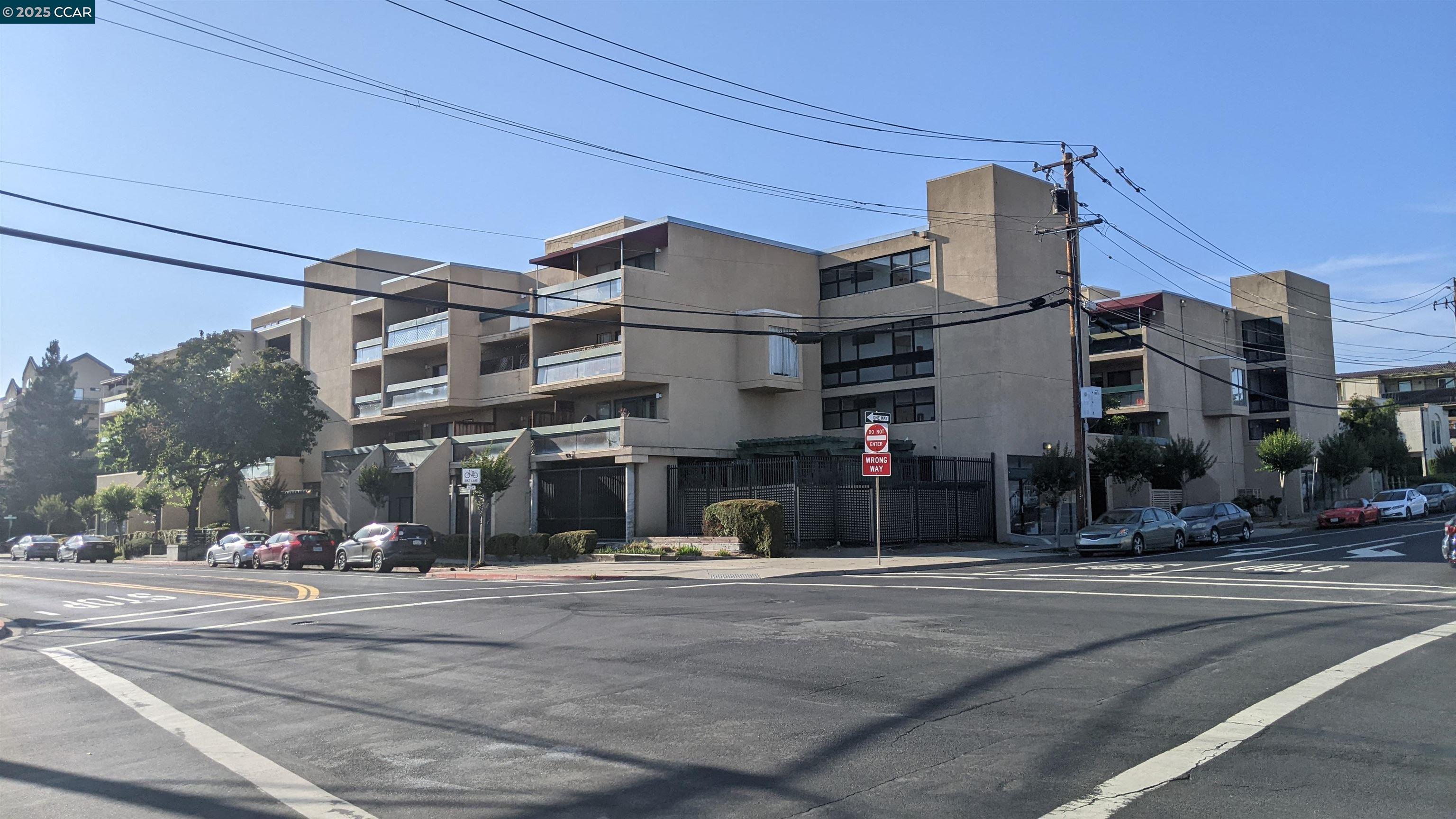 Photo #2: 41100868 Listing 