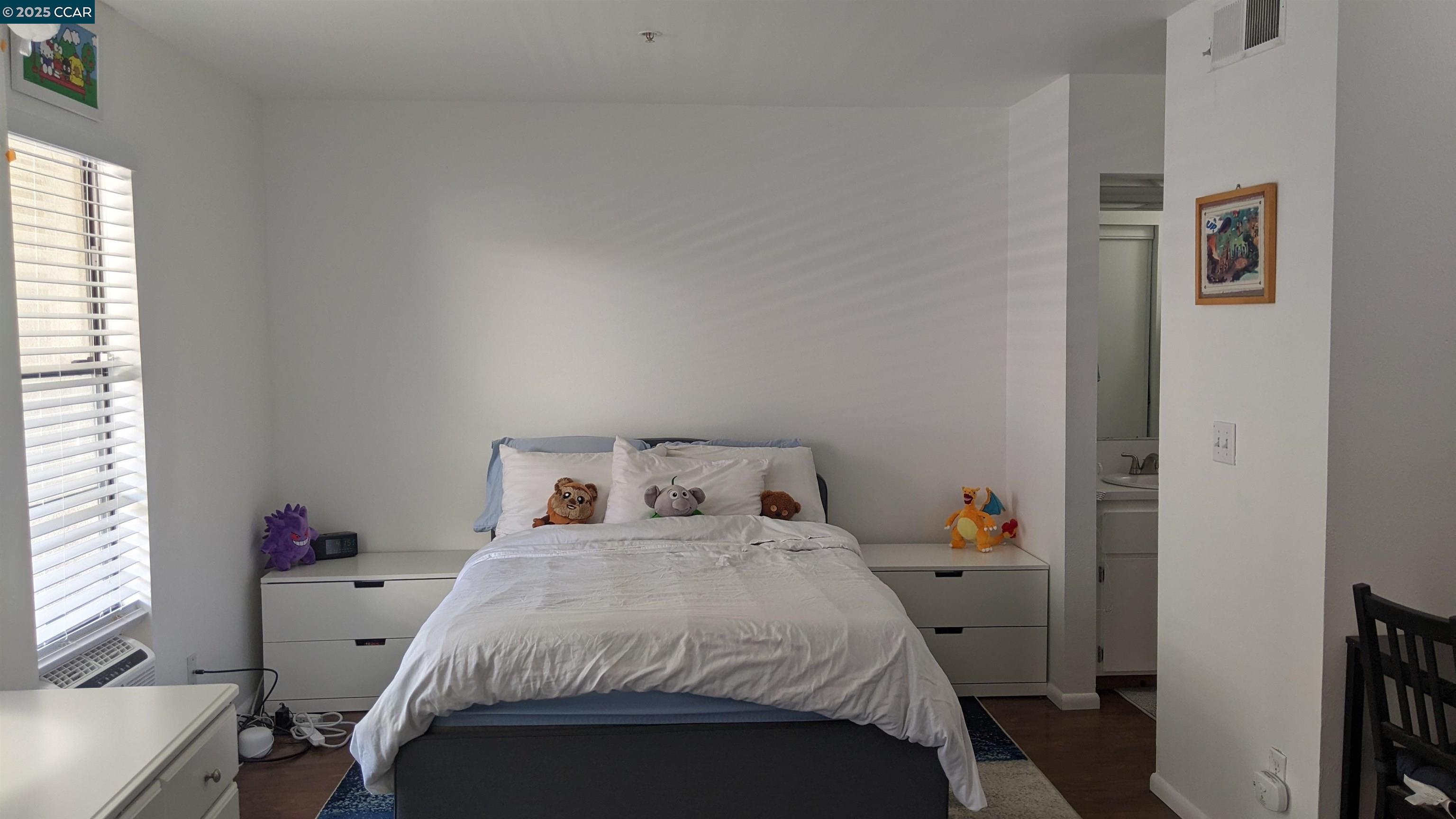 Photo #8: 41100868 Listing: Photo #8