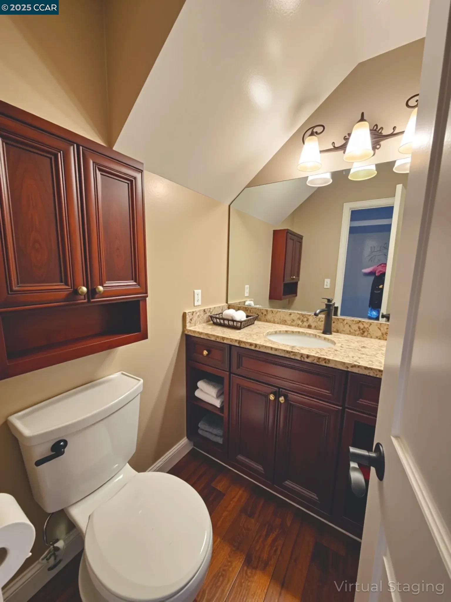 Detail Gallery Image 15 of 35 For 312 Wildcroft Dr, Martinez,  CA 94553 - 3 Beds | 2/1 Baths