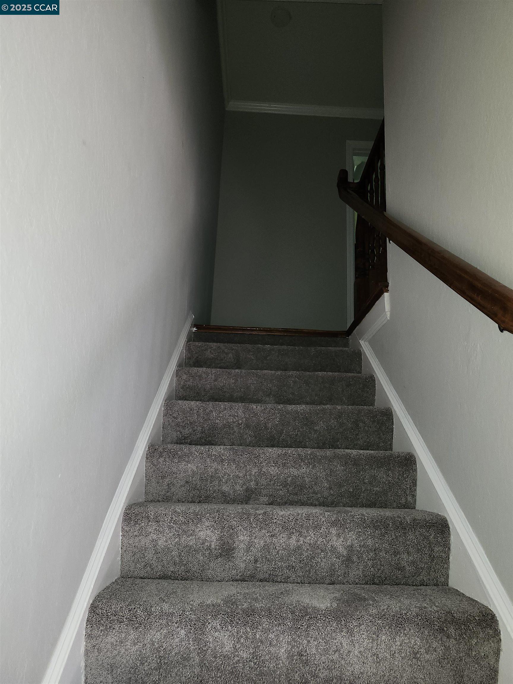 Detail Gallery Image 16 of 35 For 312 Wildcroft Dr, Martinez,  CA 94553 - 3 Beds | 2/1 Baths